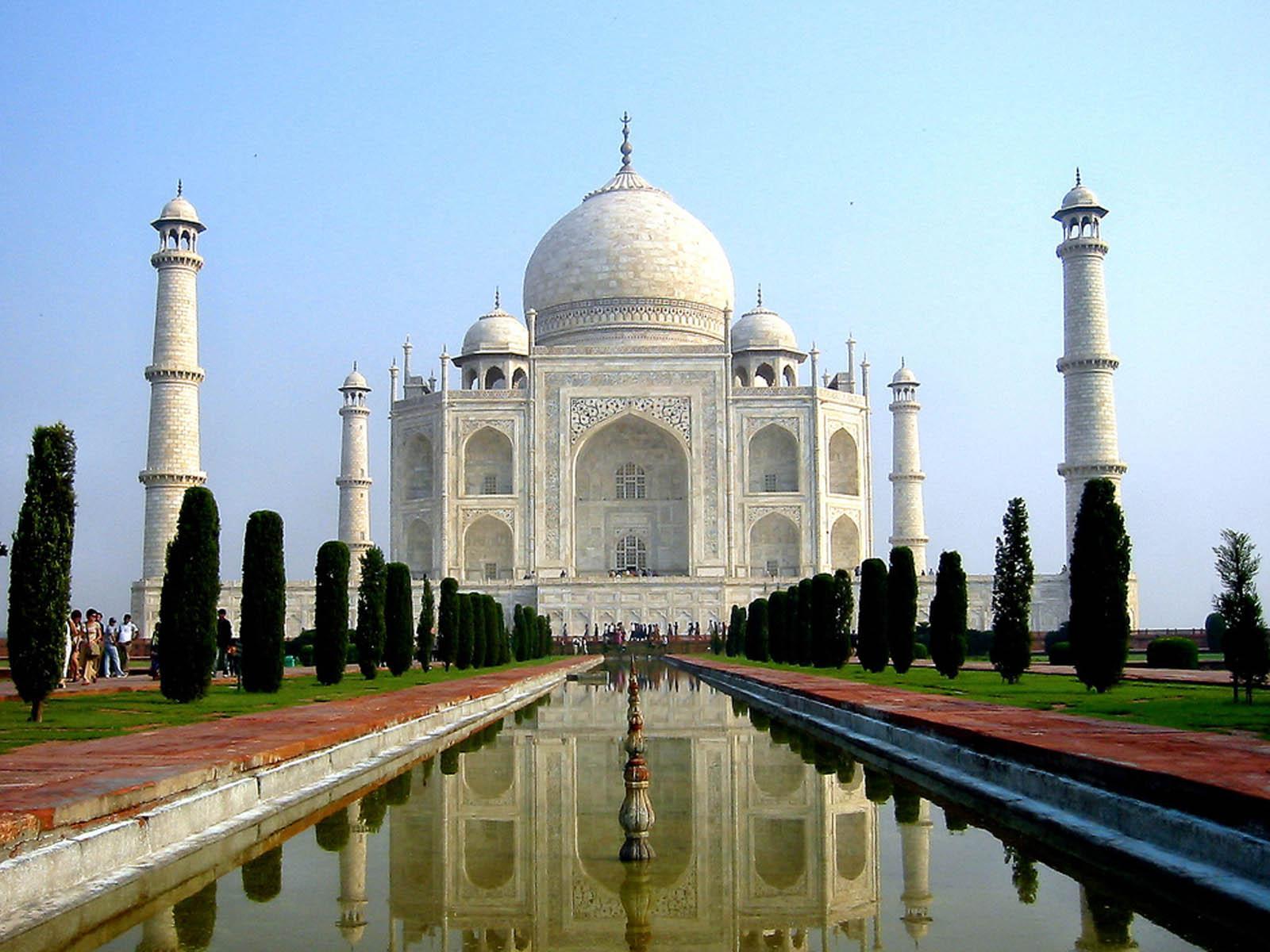 50 Photos of Taj Mahal in India, The Most Romantic Place in the