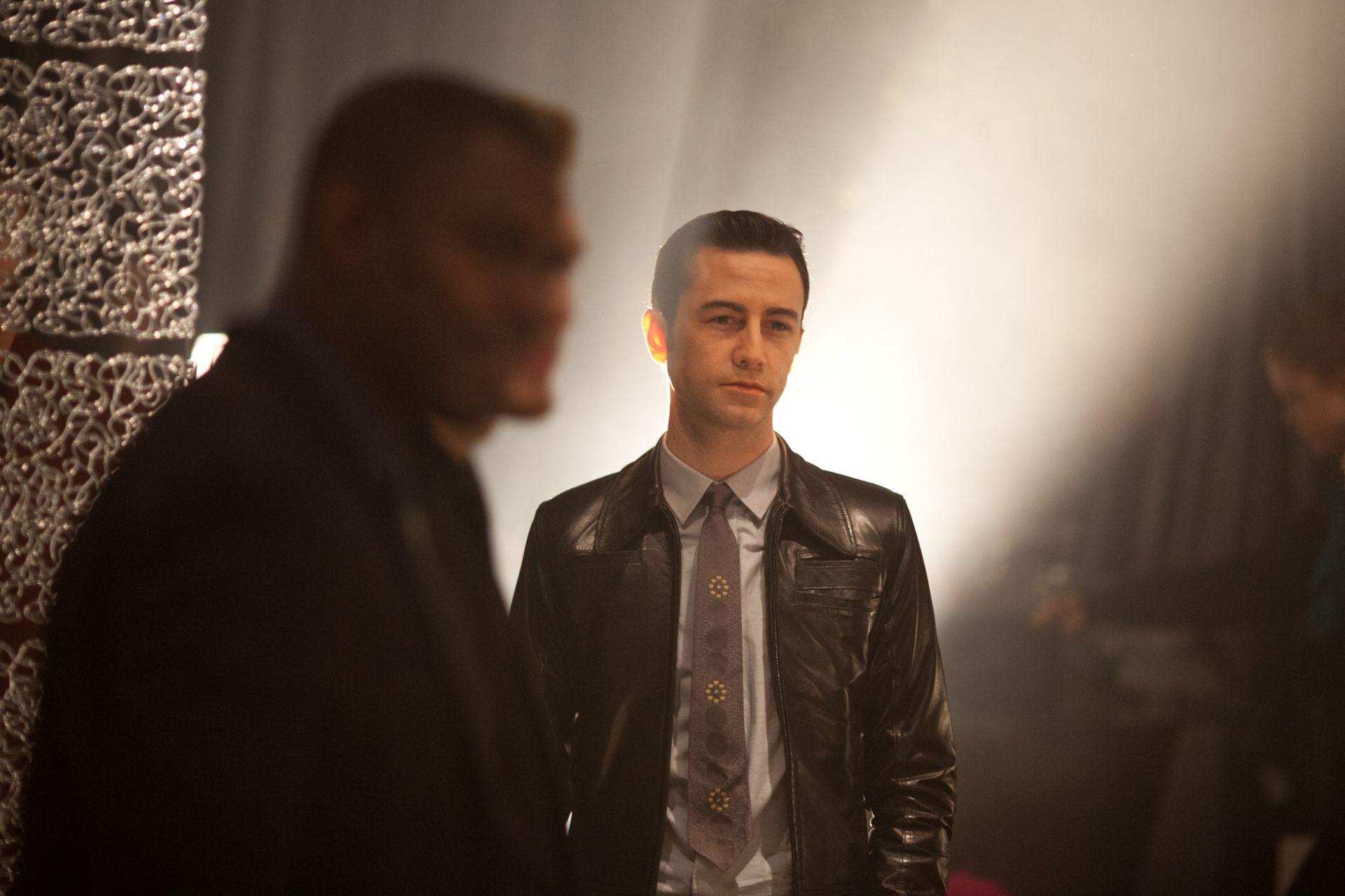 LOOPER Movie Image