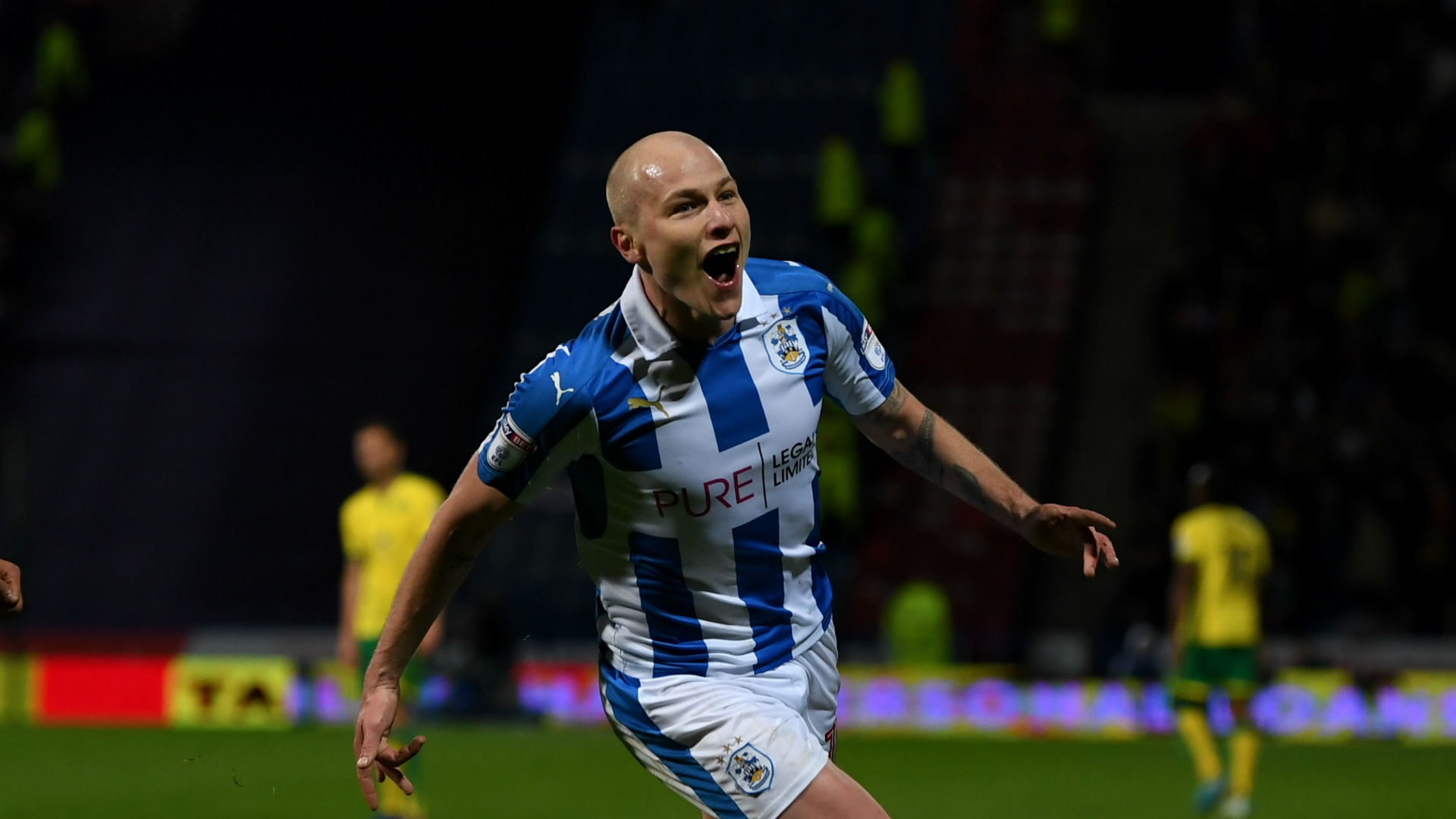 Aaron Mooy amazed by Huddersfield’s ‘fairytale’