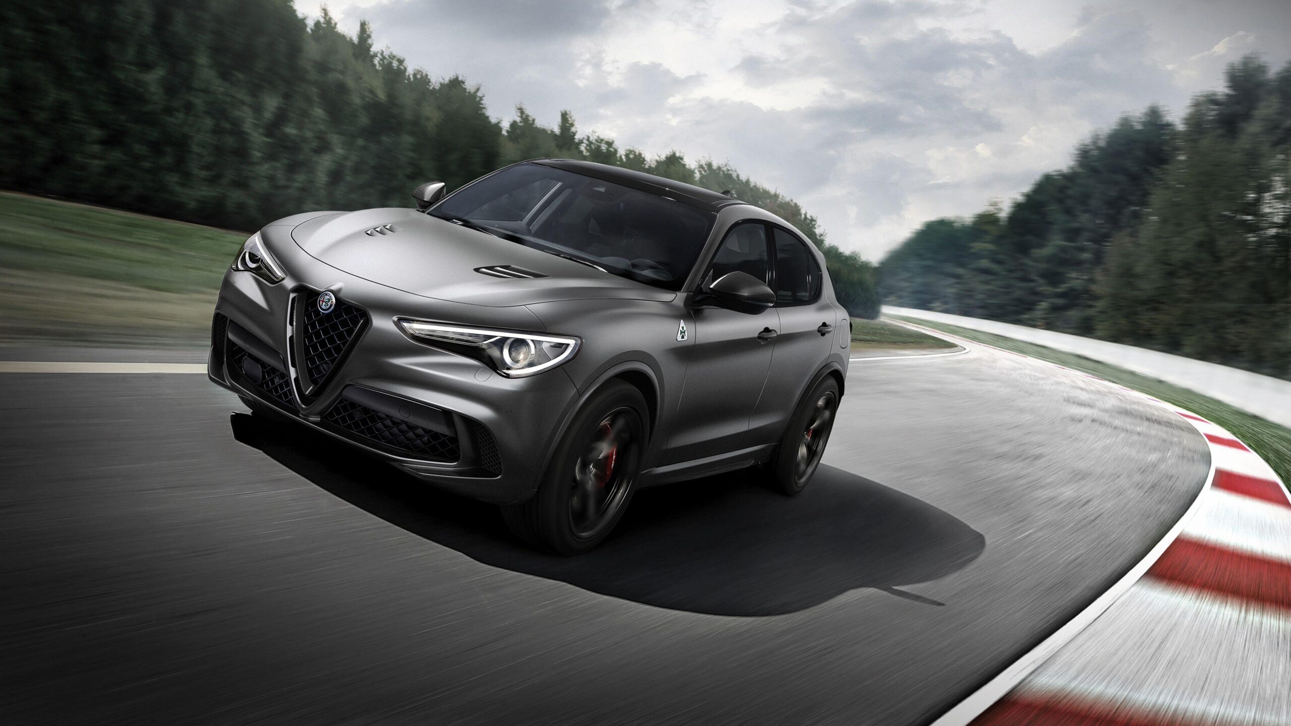 2018 Alfa Romeo Stelvio Quadrifoglio 4K Wallpapers