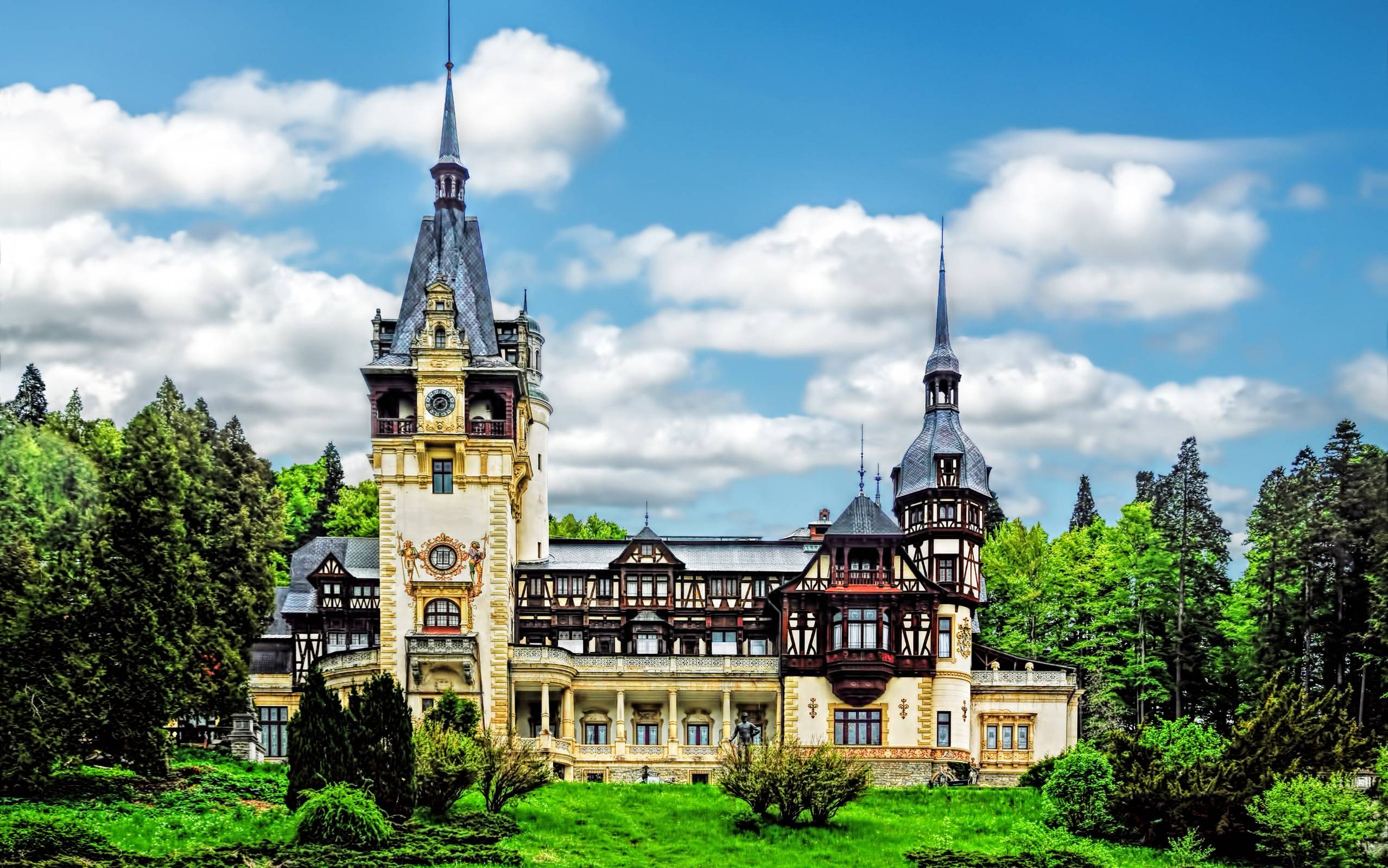 Peles Castle, Sinaia, Romania widescreen wallpapers