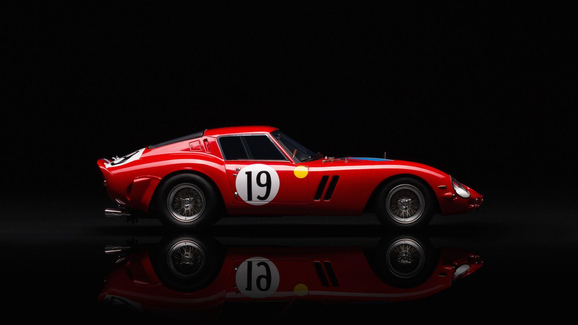 Amalgam scales down with new 1:18 Ferrari collection