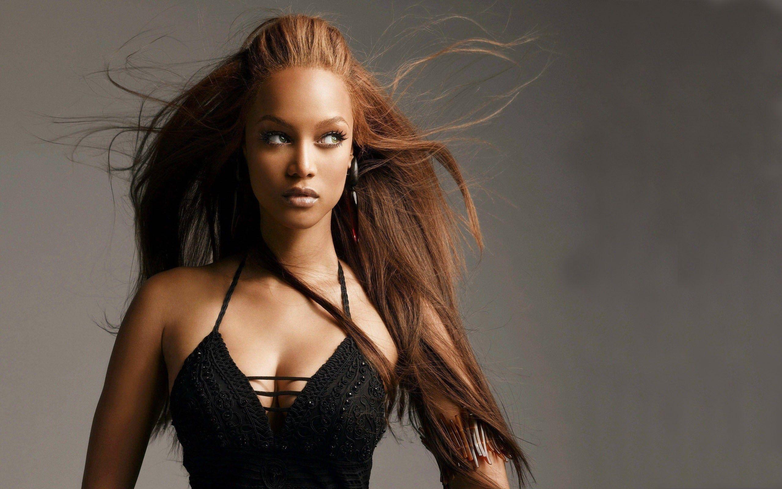 Tyra Banks Wallpapers Image Photos Pictures Backgrounds