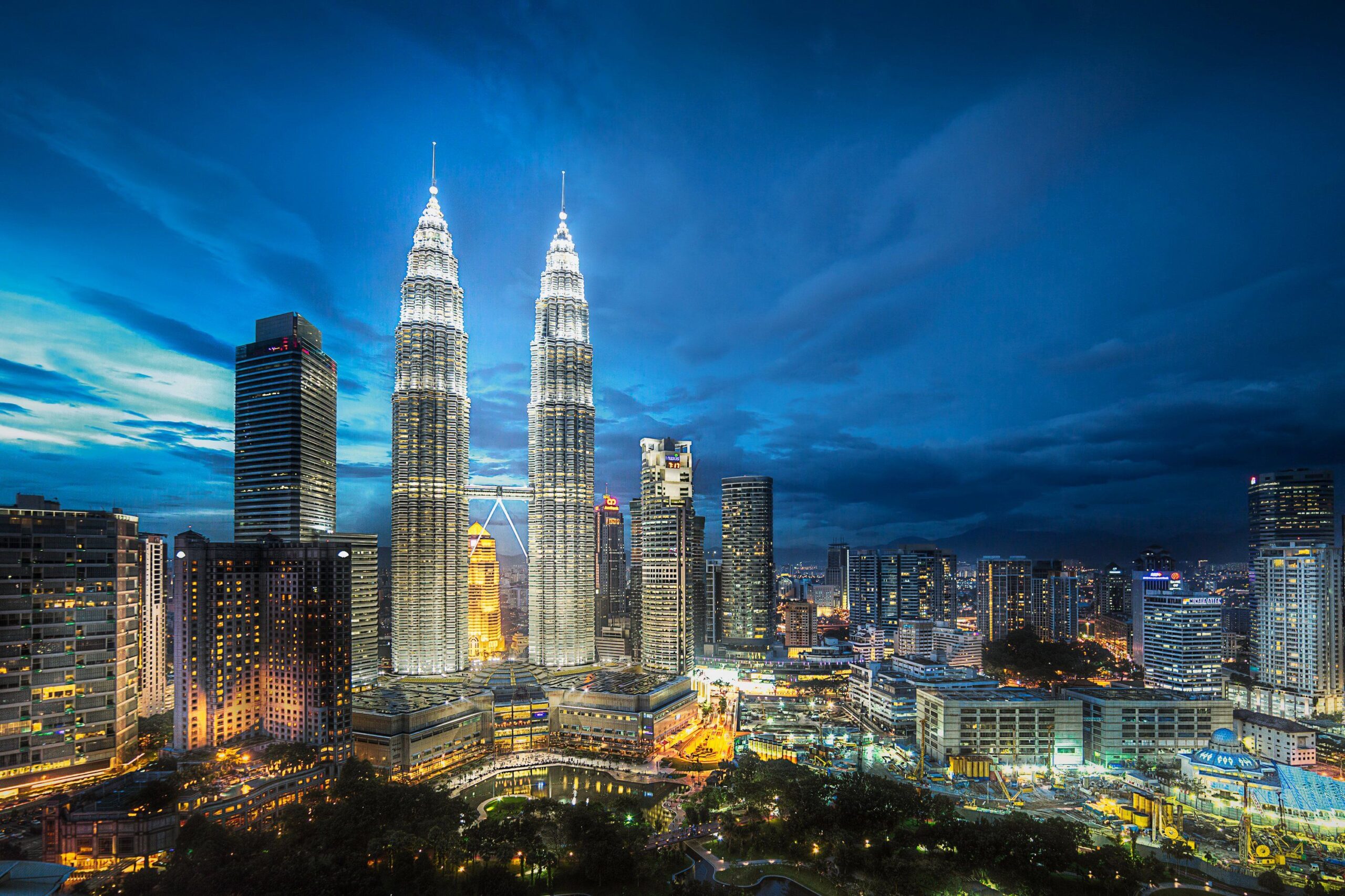 City Kuala Lumpur Malaysia night summer wallpapers