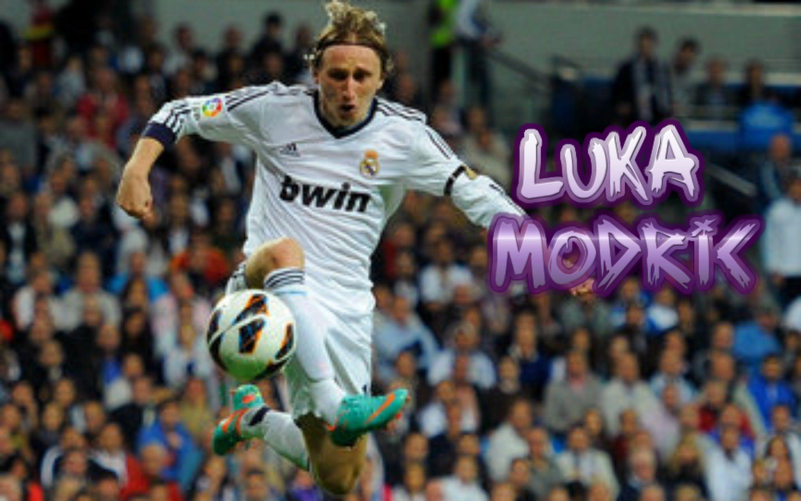 Luka Modric Crazy skills & Tricks 2013 HD