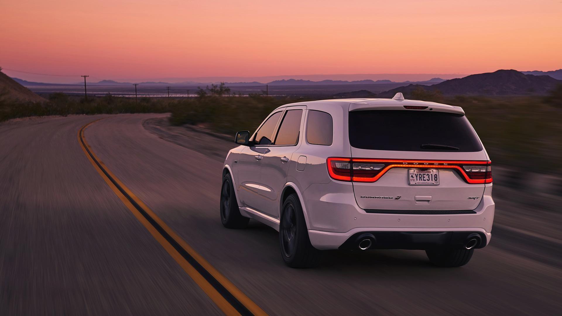 2018 DODGE DURANGO SRT MOTION WALLPAPERS