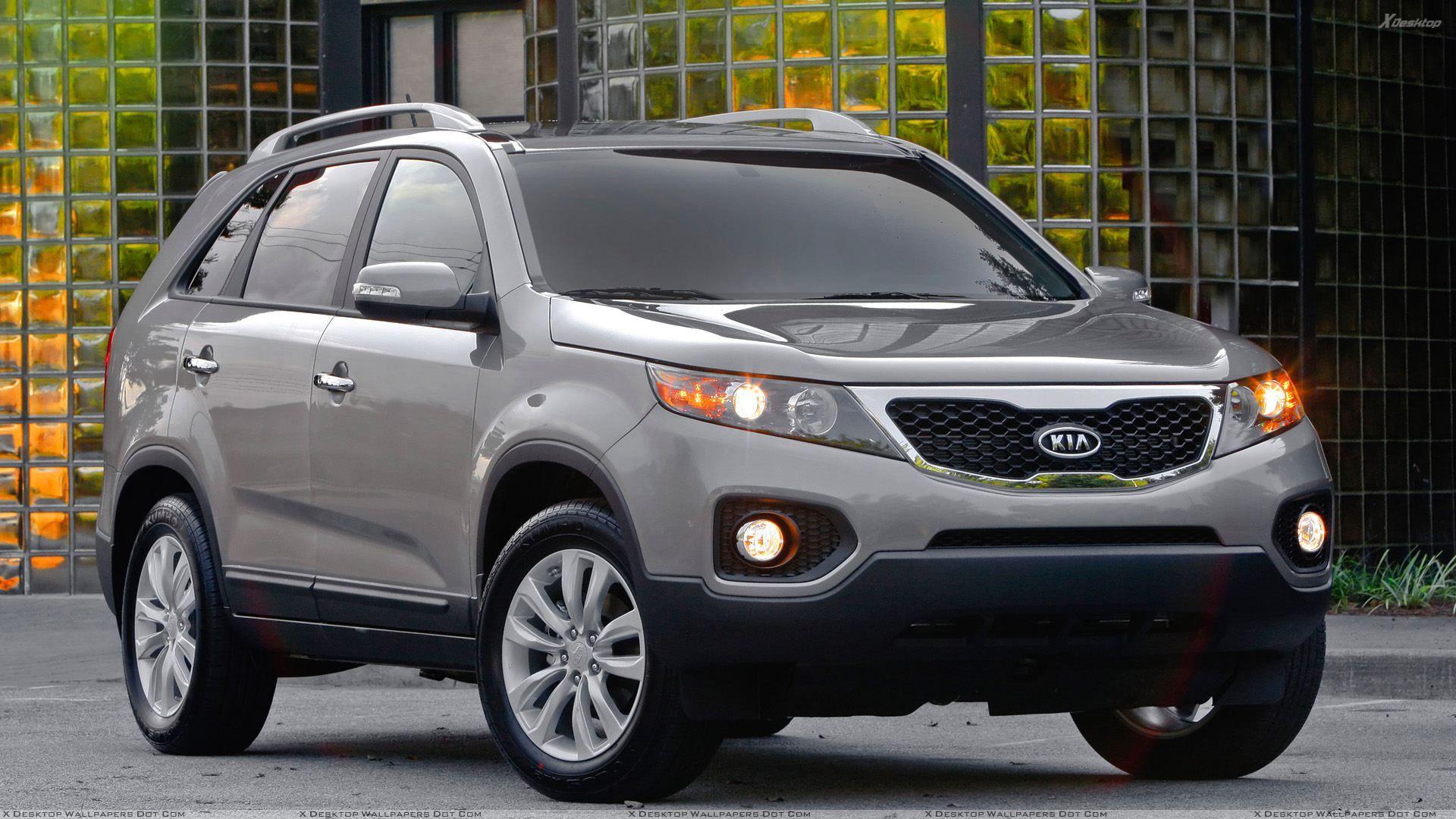 Kia Sorento 2011 In Grey Front Pose Wallpapers