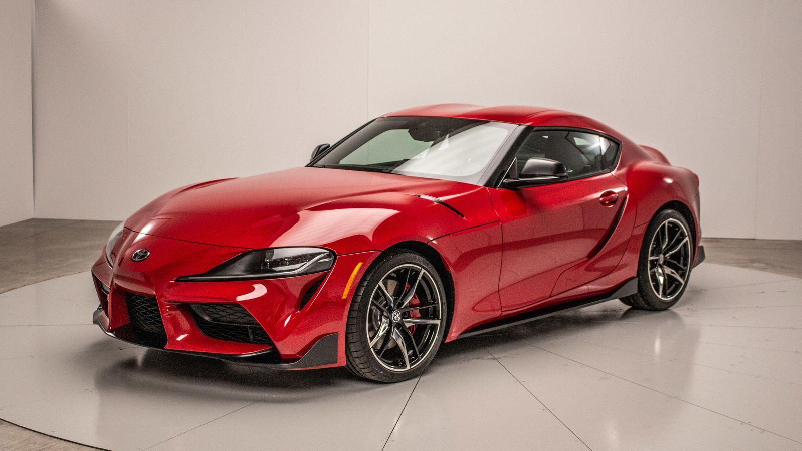 2020 Toyota Supra officially revealed at Detroit Auto Show