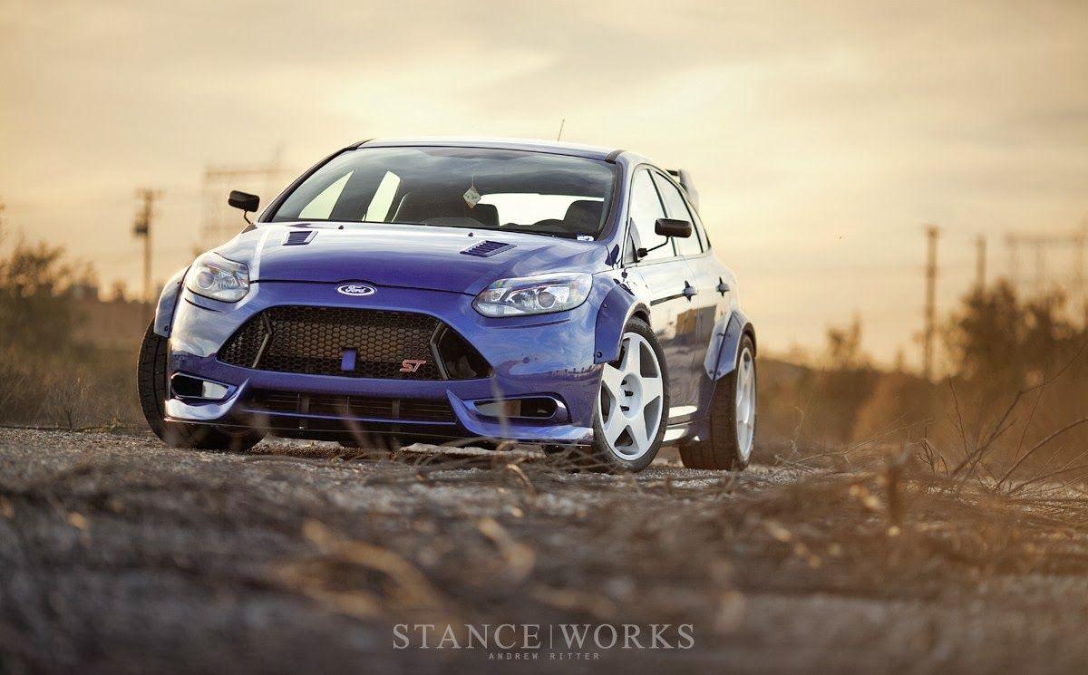 Ford Focus ST 2014 Wallpapers