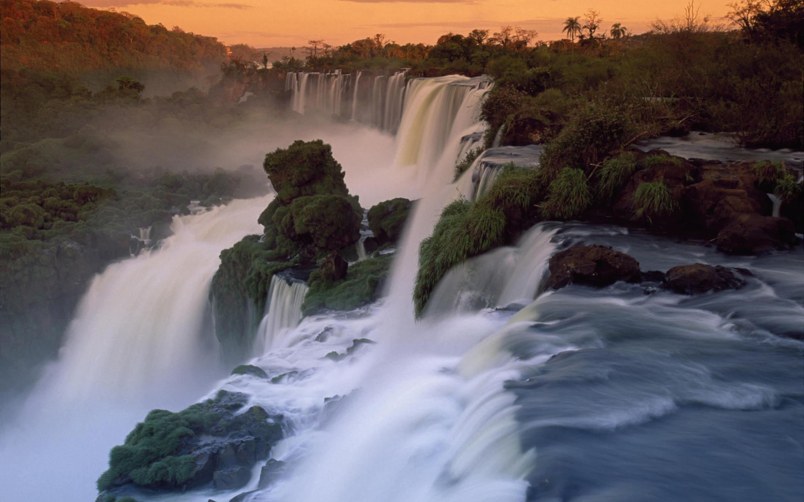 65+ Iguazu Falls Wallpapers