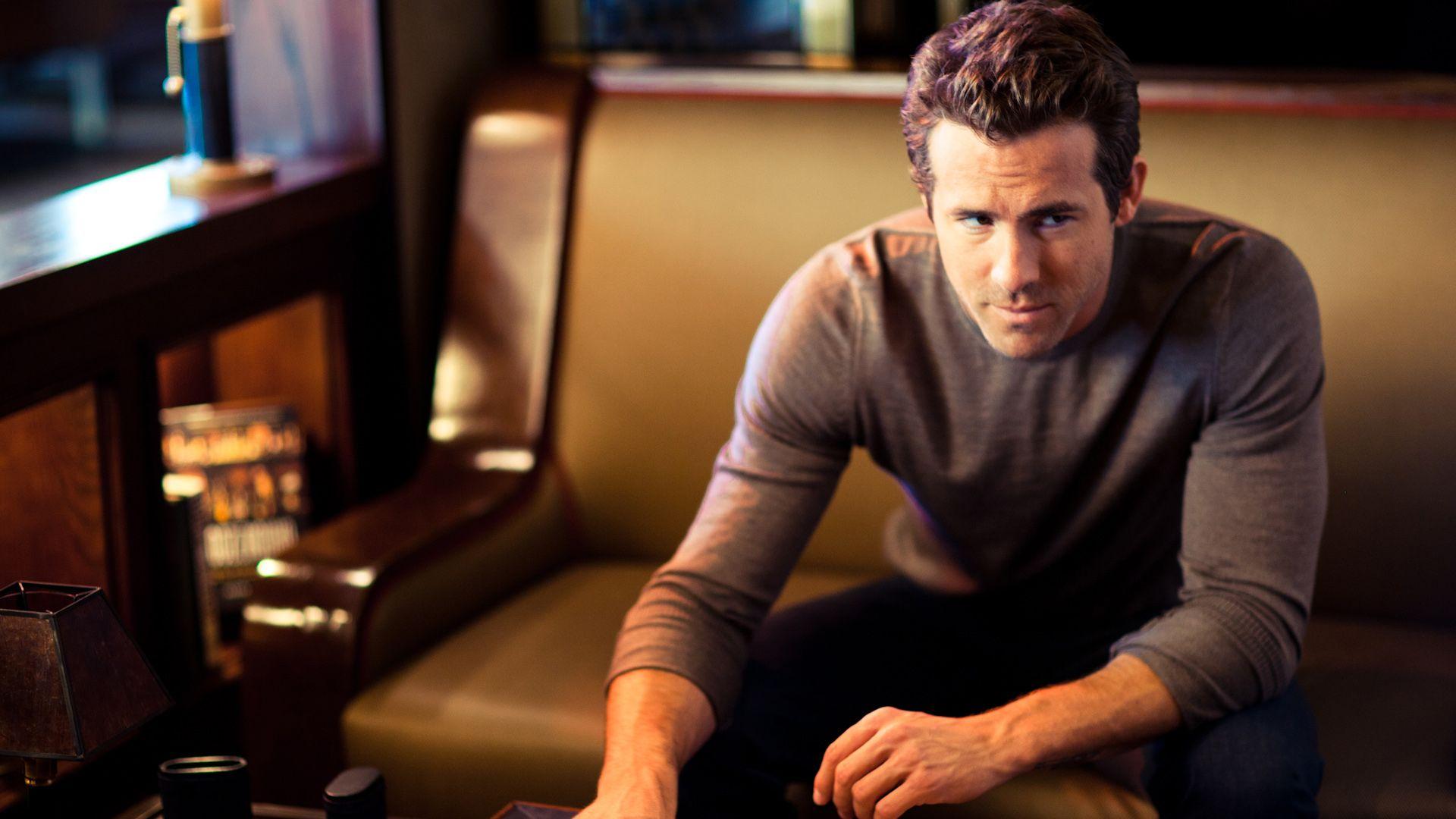 Ryan Reynolds Wallpapers