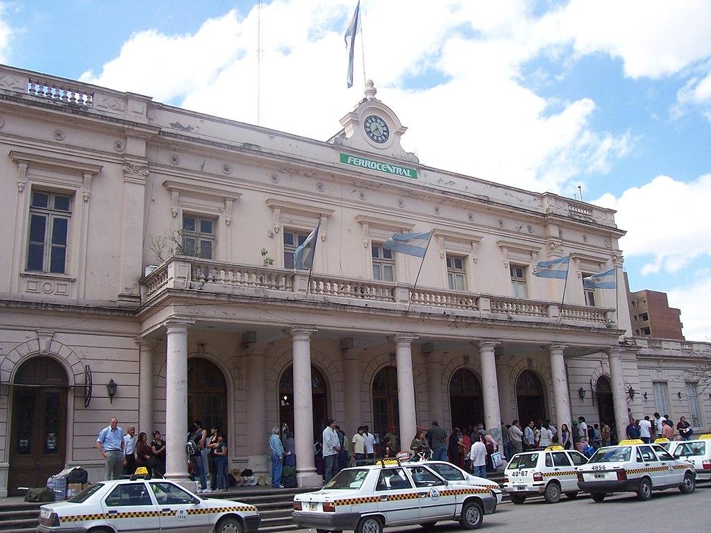 File:Estación de Trenes Ferrocental