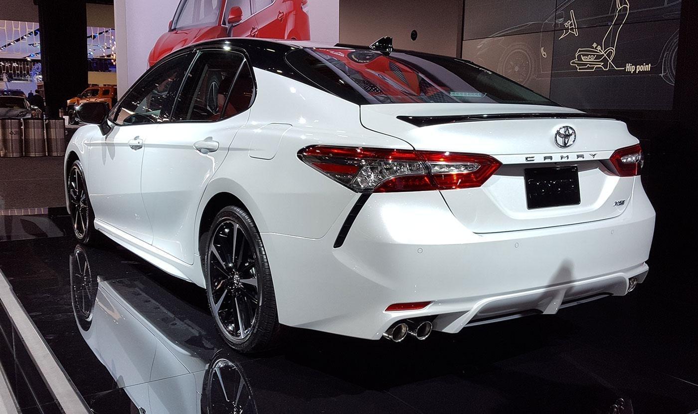 Best 2019 Toyota Camry Tail Light HD Wallpapers