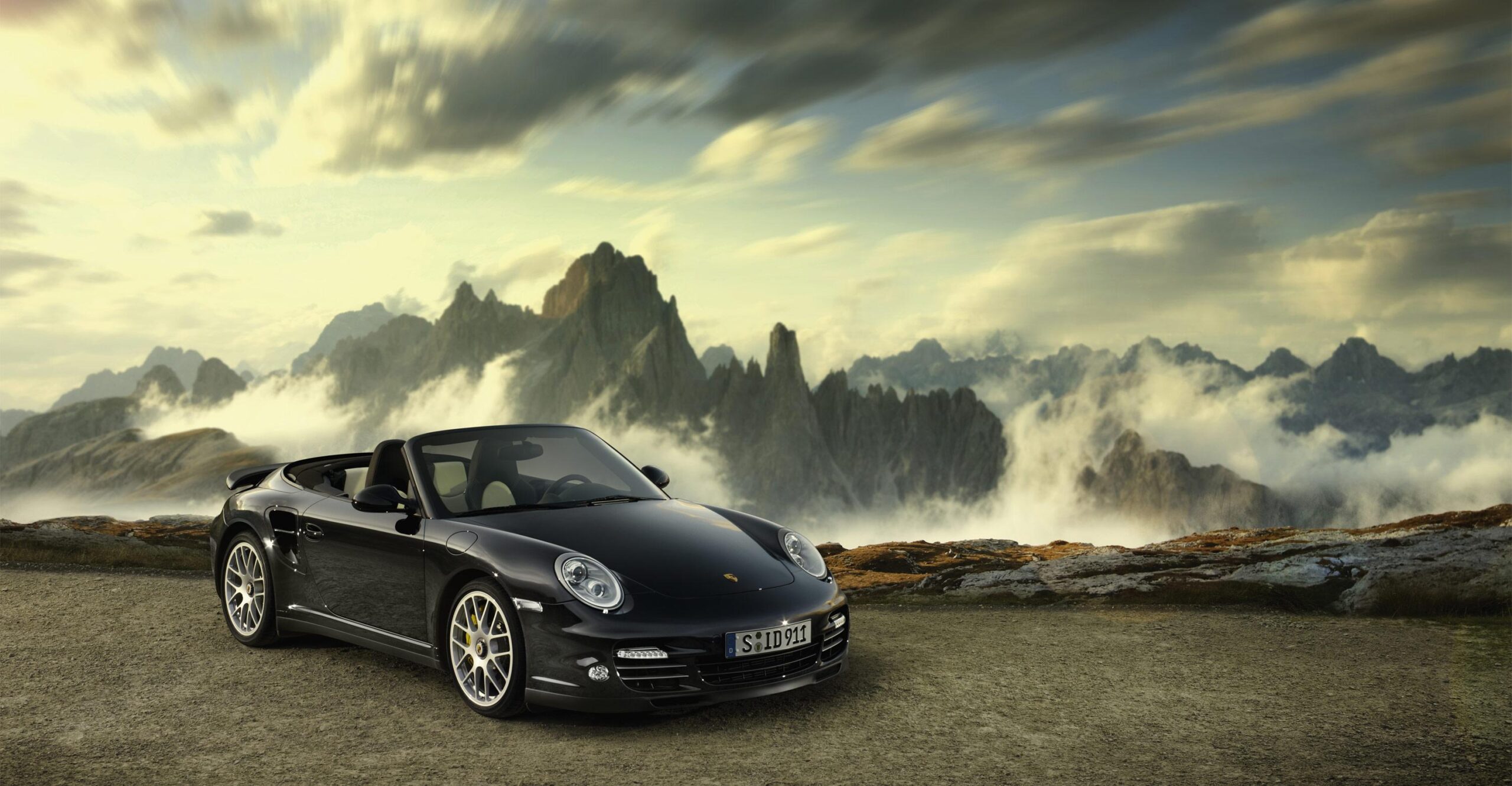 2011 Black Porsche 911 Turbo S Cabriolet wallpapers