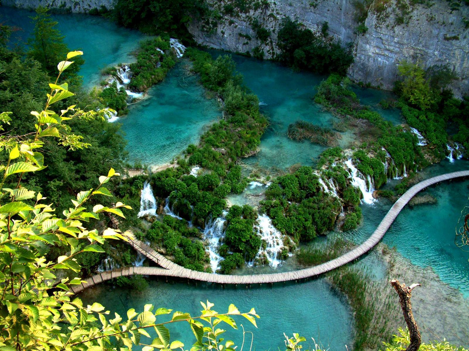 px Plitvice Lakes National Park