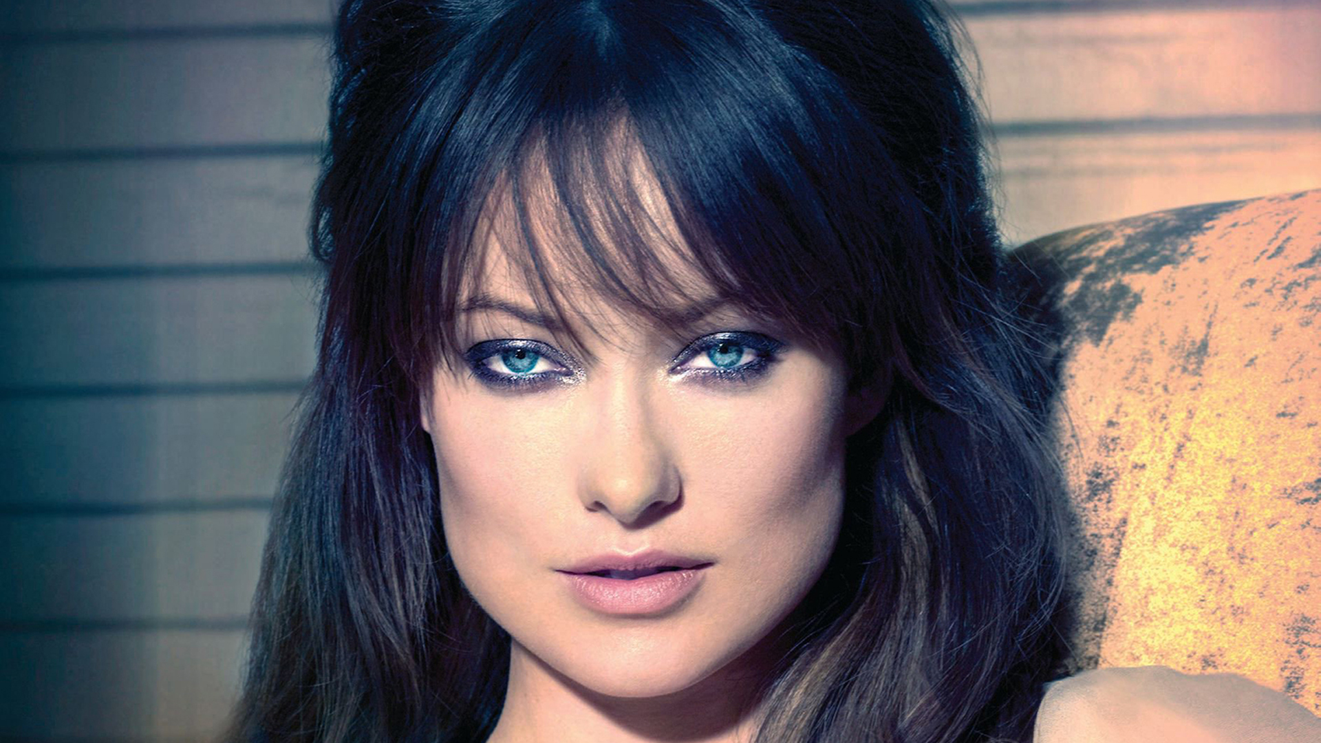 dog wallpaper: Olivia Wilde sexy Wallpapers