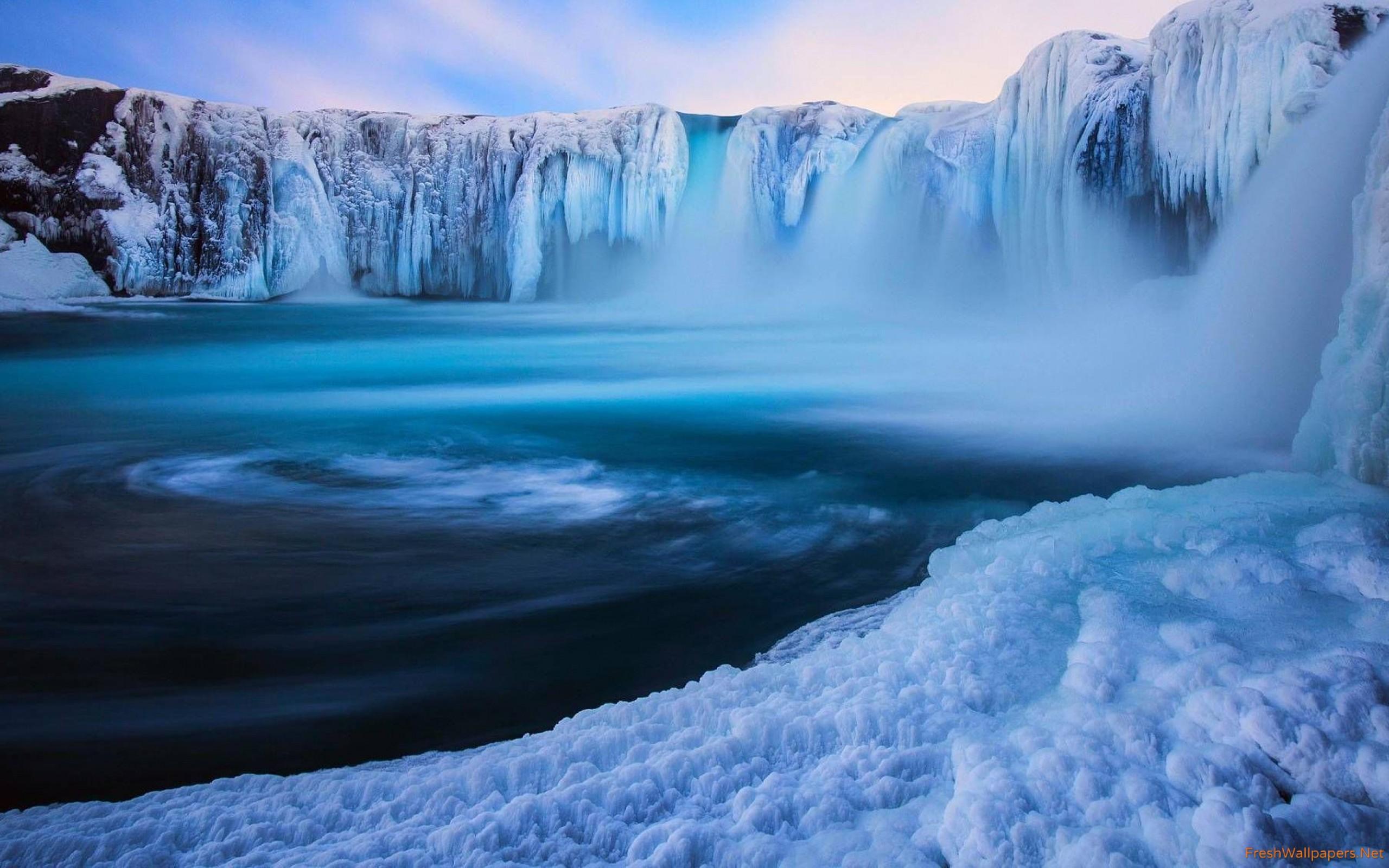 Waterfall in Iceland wallpapers