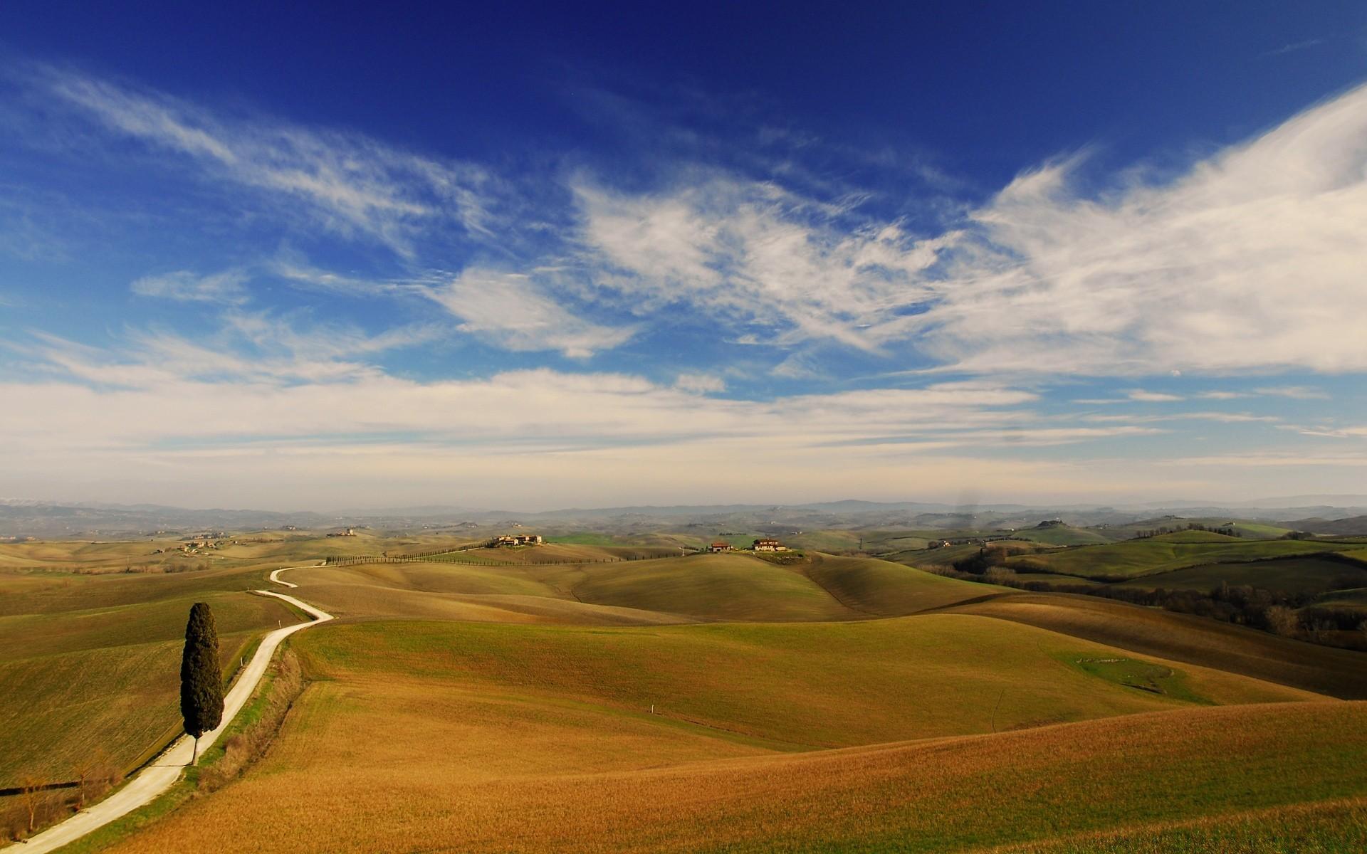 Tuscany Landscape. Desktop wallpapers for free