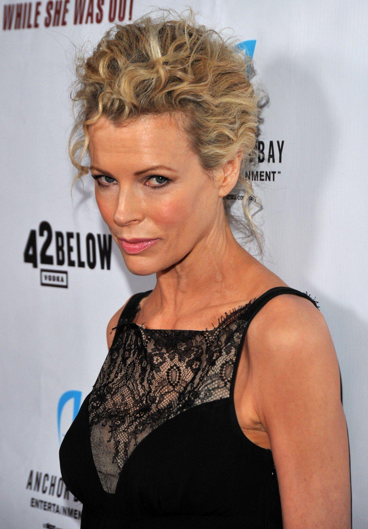 Kim Basinger wallpapers