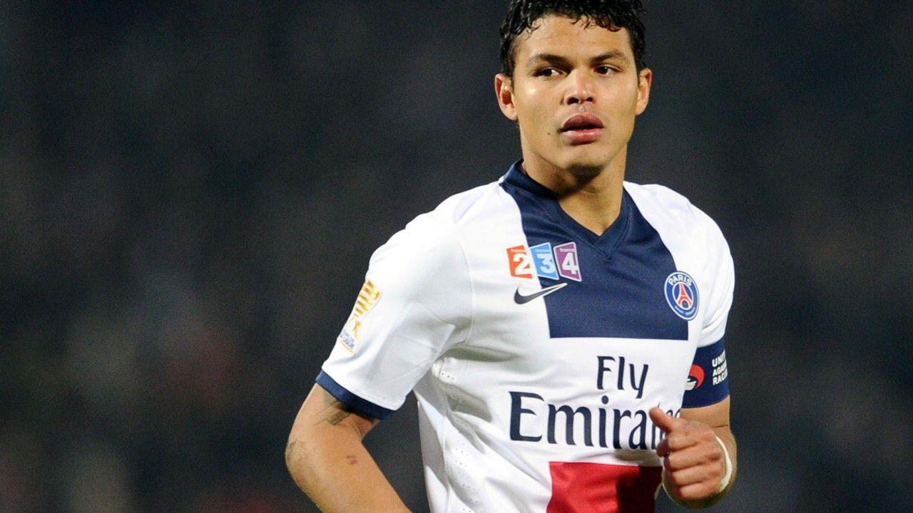 Chelsea in talks to sign PSG defender Thiago Silva