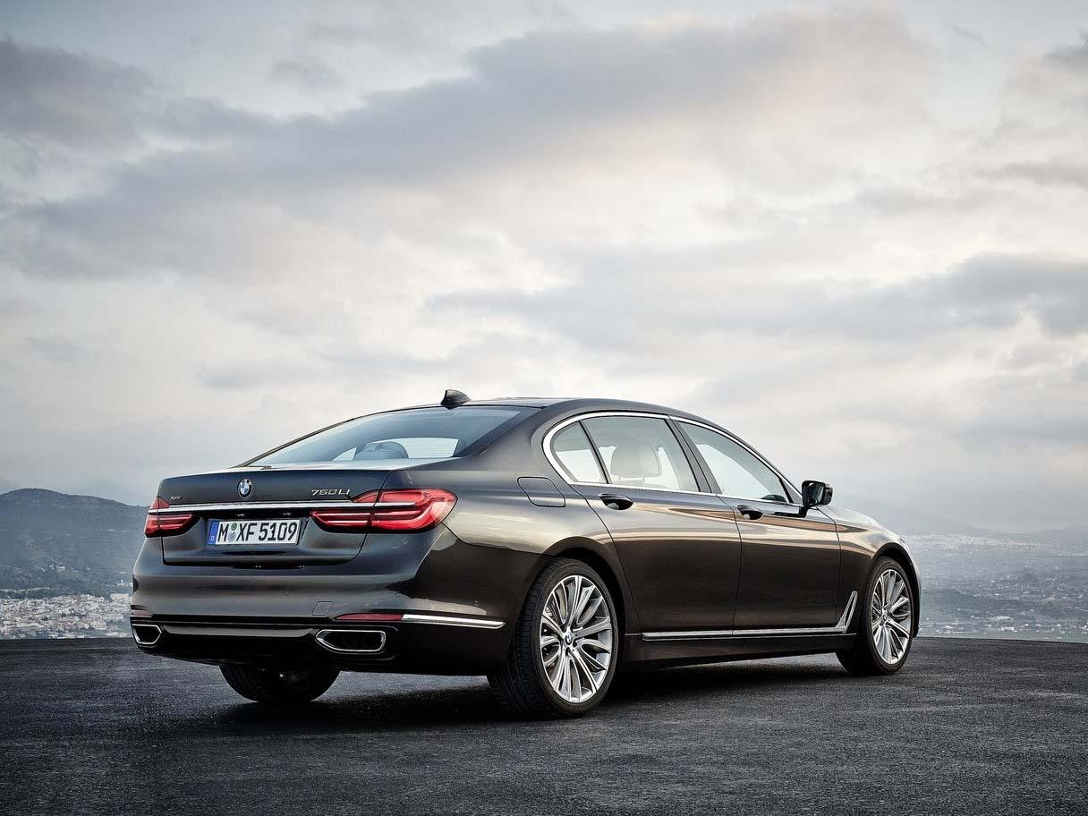 2019 BMW 7 Series New Design HD Wallpapers