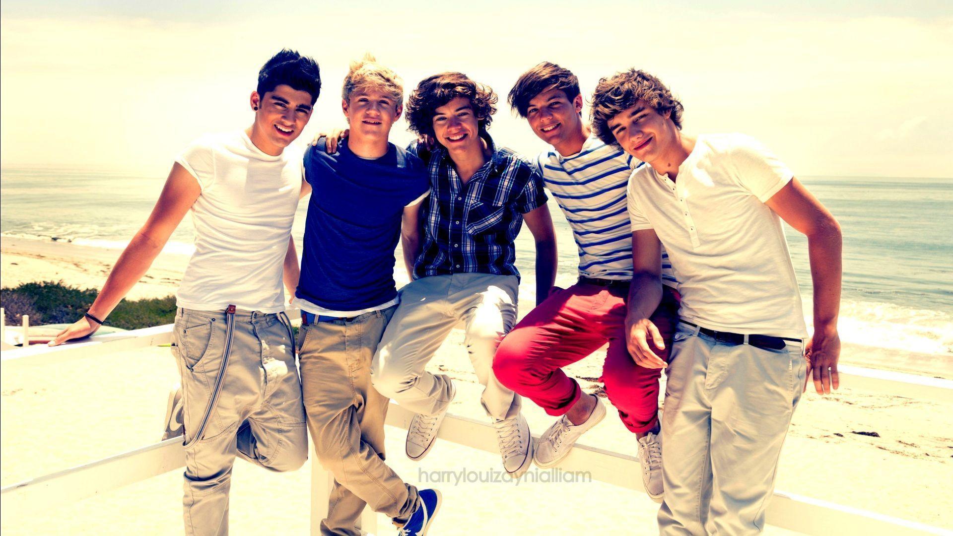 Pix For > One Direction Backgrounds