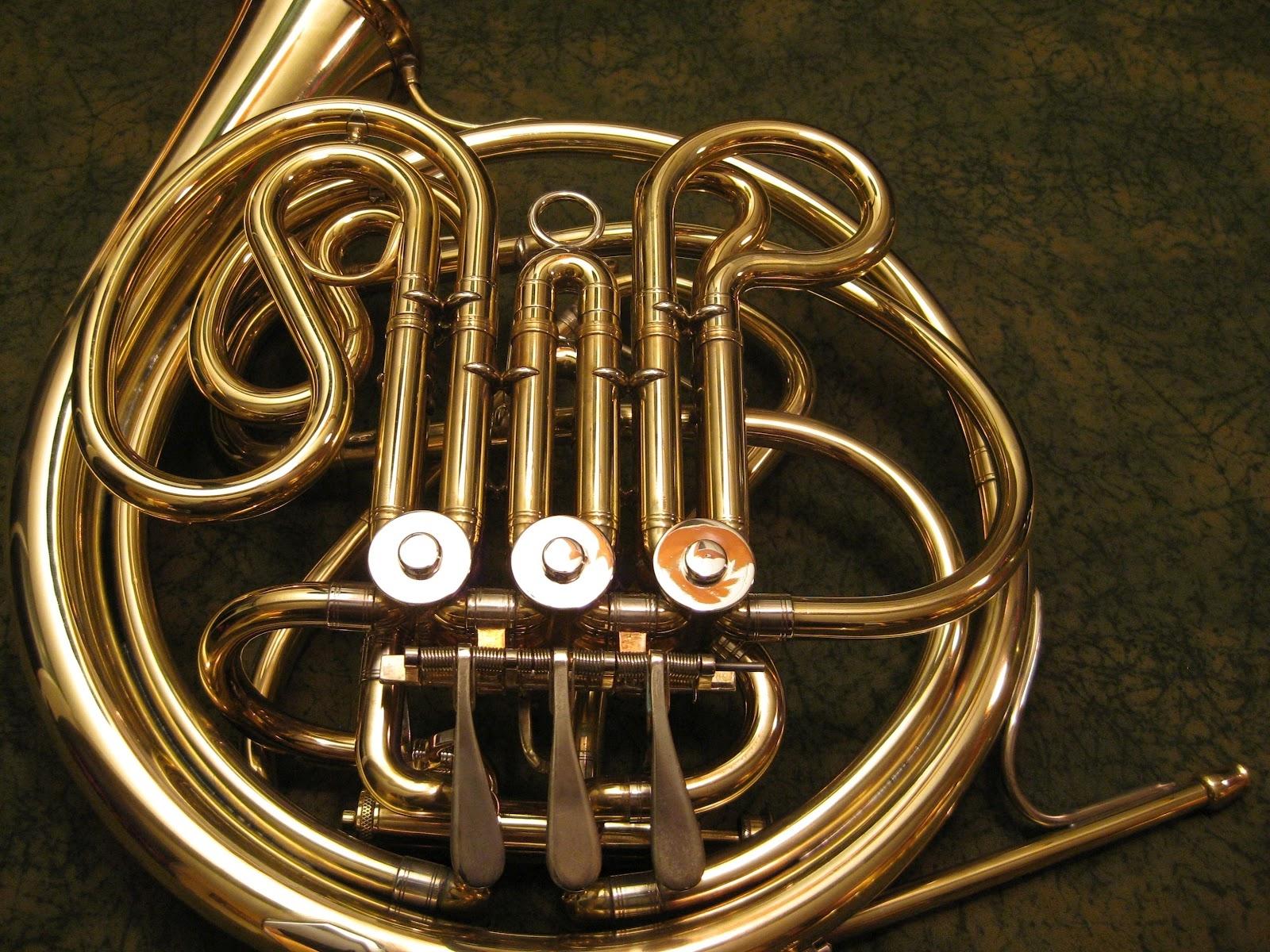 French horn HD Wallpapers