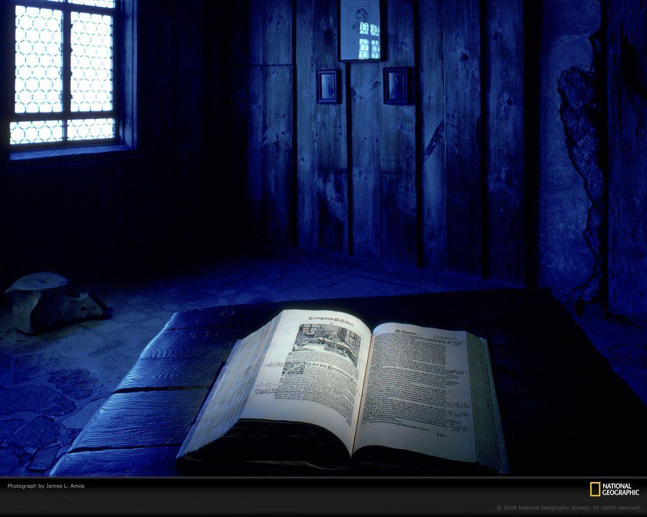 Christian Photography: The Holy Bible Wallpapers