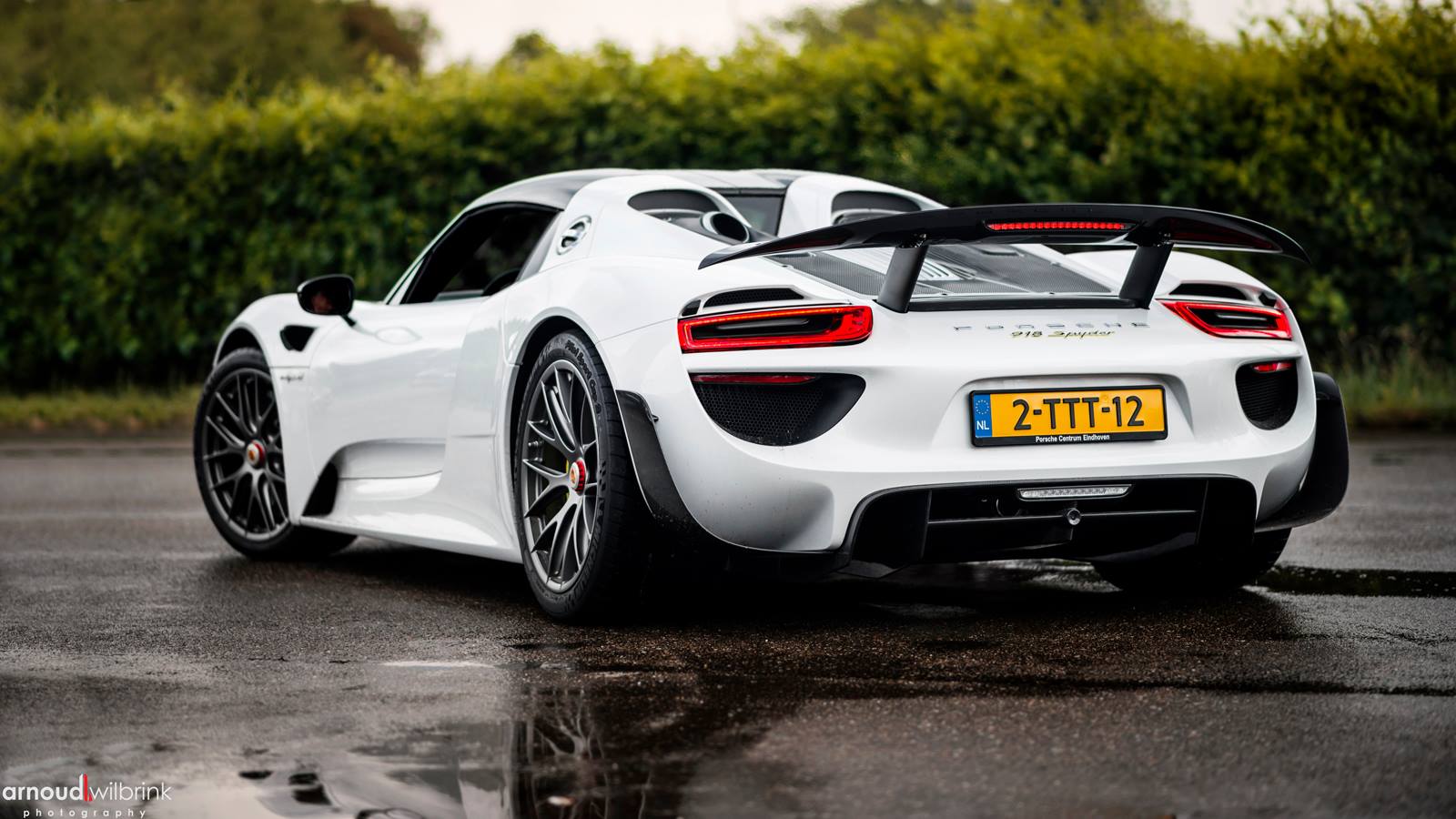 Porsche 918 Spyder Wallpapers