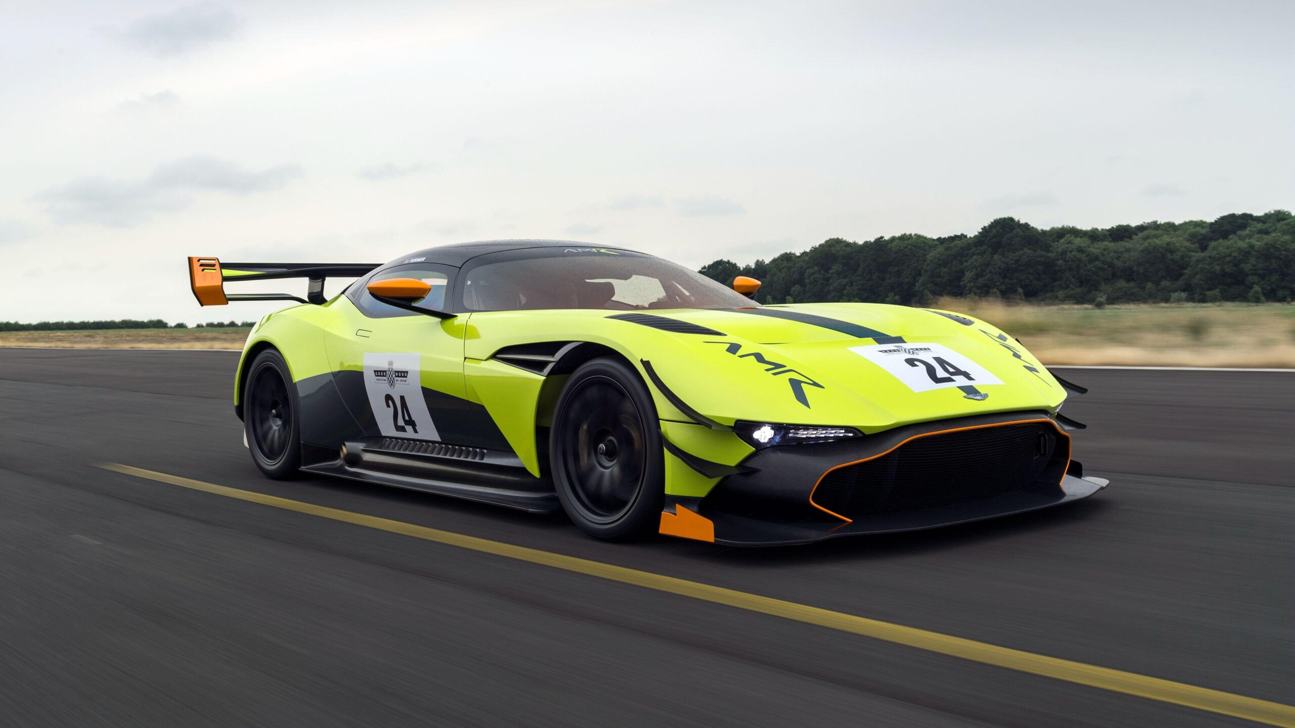 2018 Aston Martin Vulcan AMR Pro Wallpapers