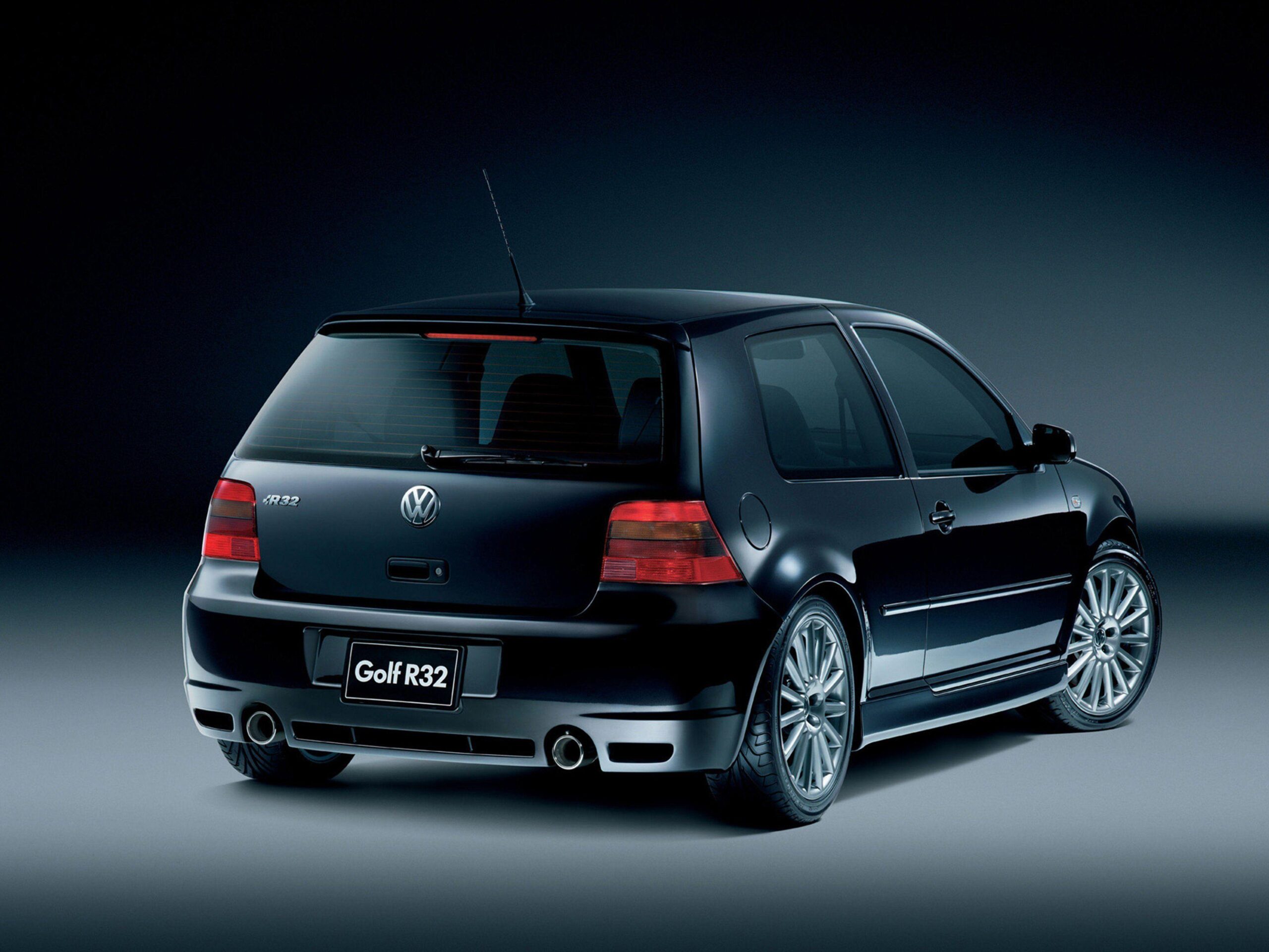 2002 Volkswagen Golf R32 car Germany black wallpapers