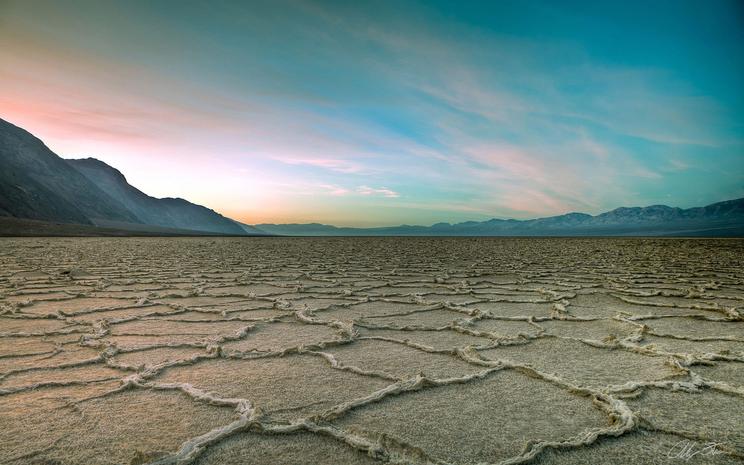 Wallpapers Badwater Salt Pan, Death Valley National Park, Sunrise