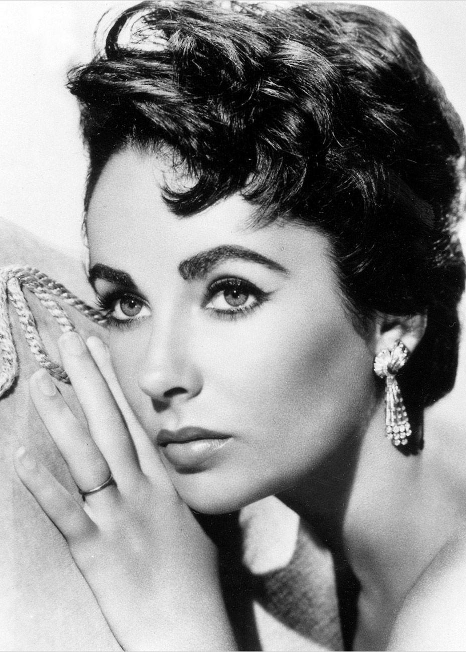 Elizabeth Taylor Wallpapers