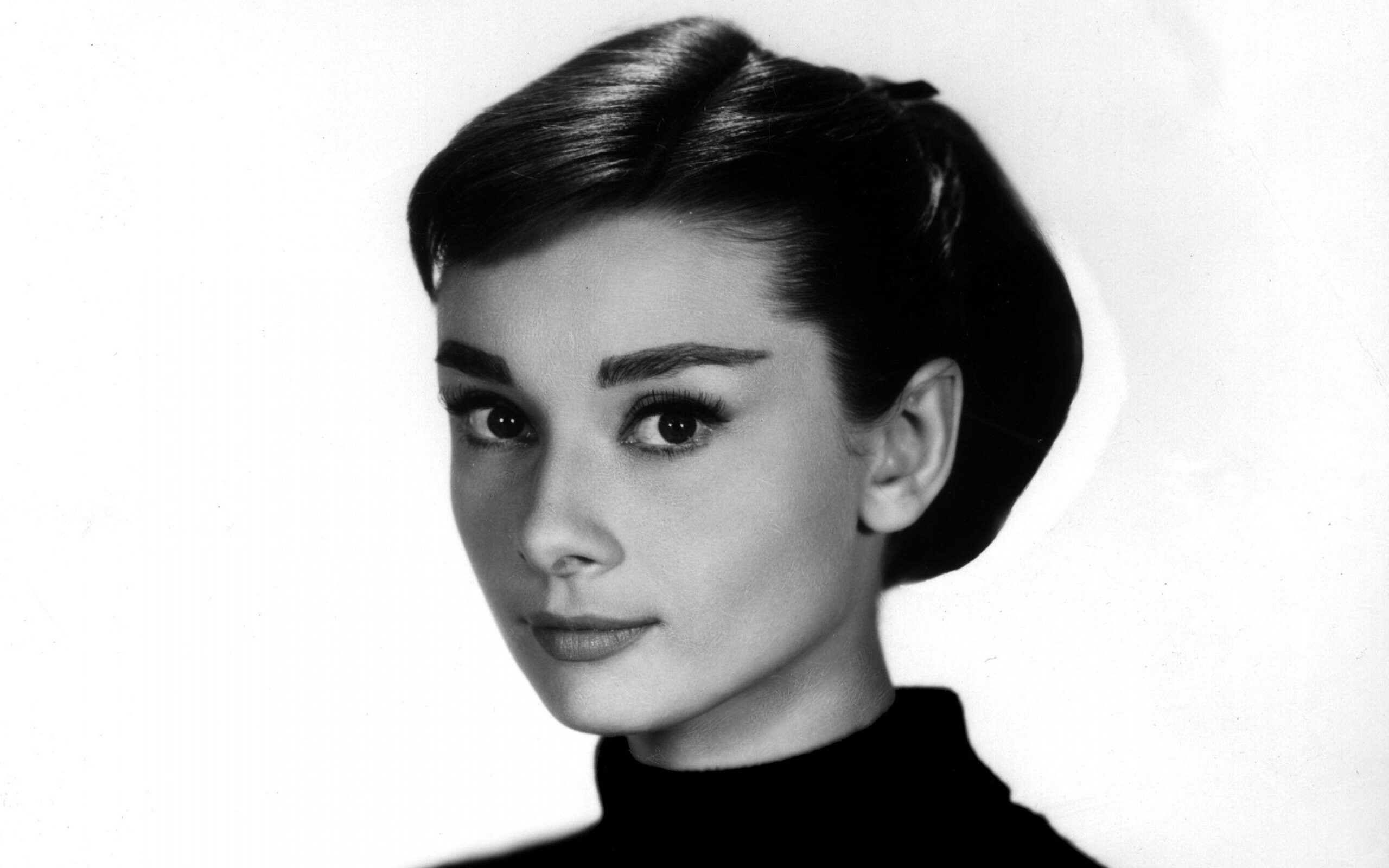 Audrey Hepburn Wallpapers