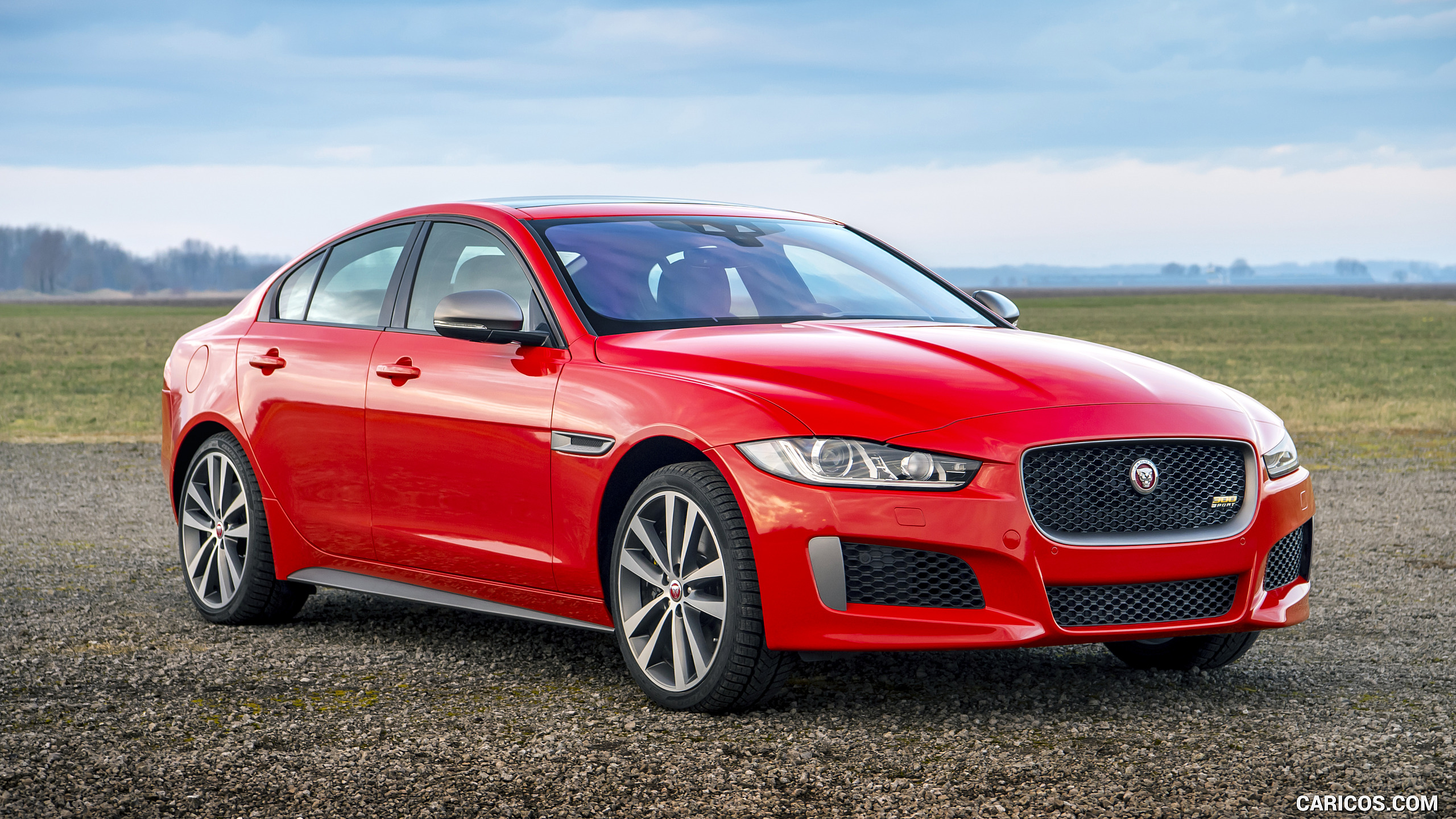 2019 Jaguar XE 300 SPORT