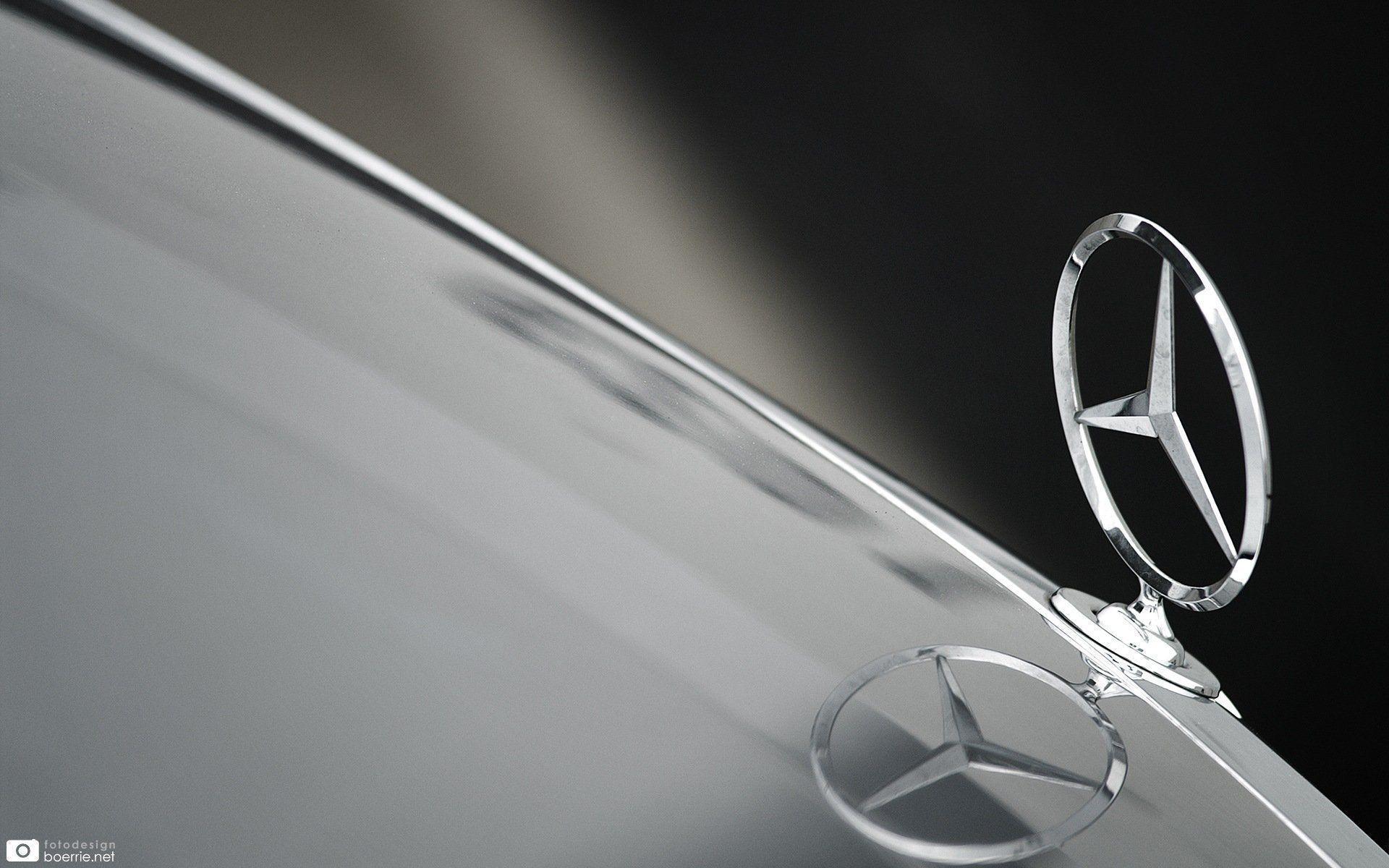 Mercedes Logo Wallpapers