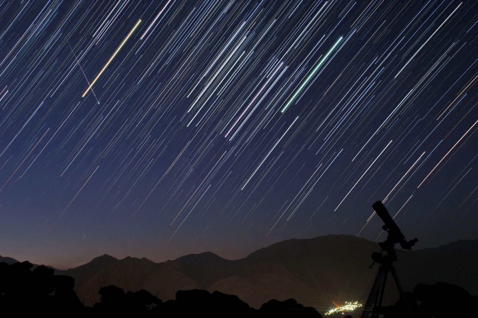 Wallpapers For > Perseid Meteor Shower Wallpapers