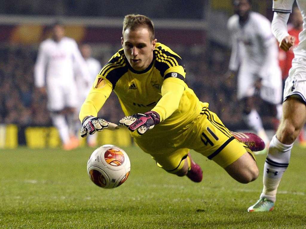 United go for Jan Oblak