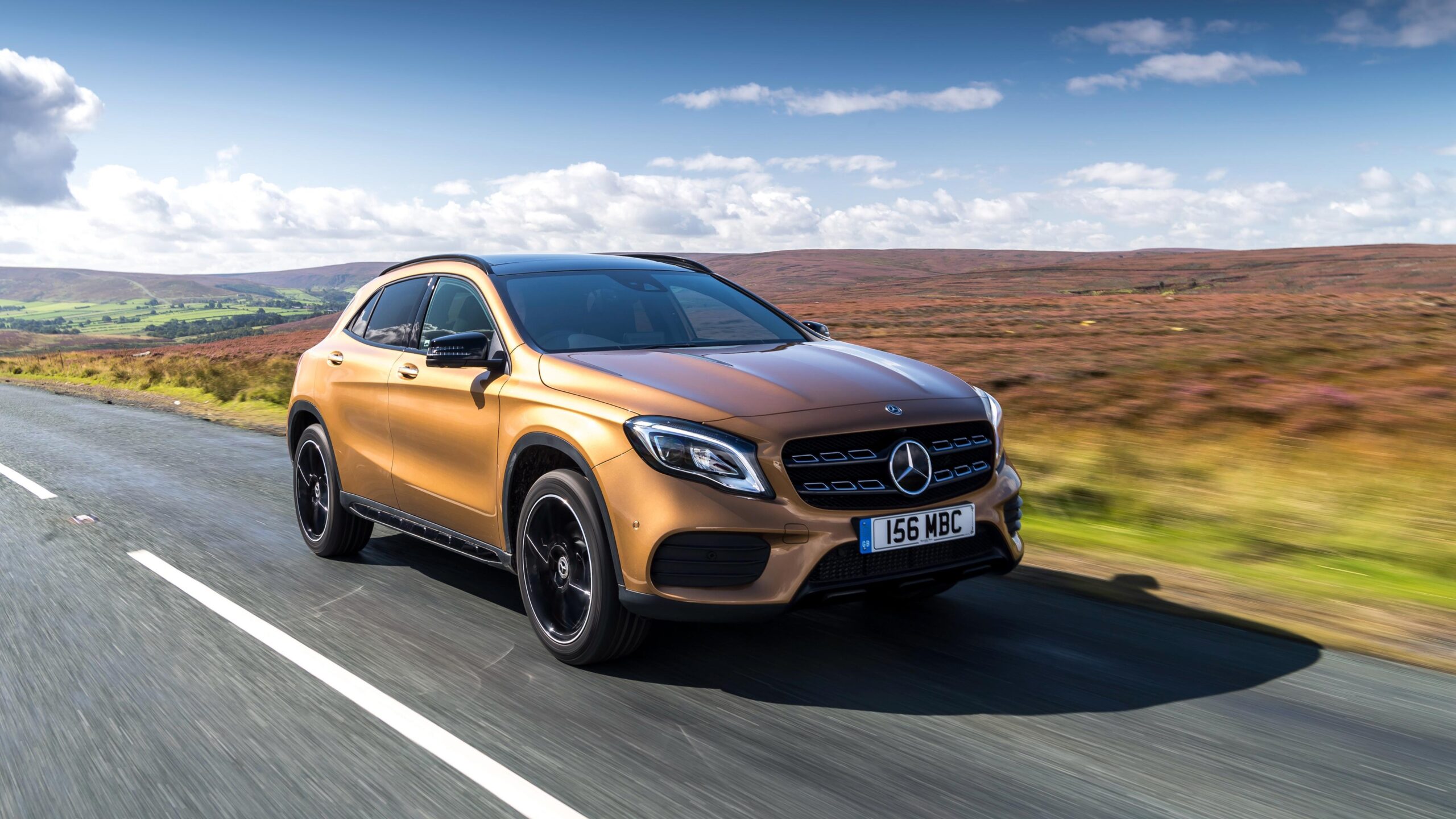 2017 Mercedes Benz GLA 220d 4MATIC AMG Line 4K 2 Wallpapers