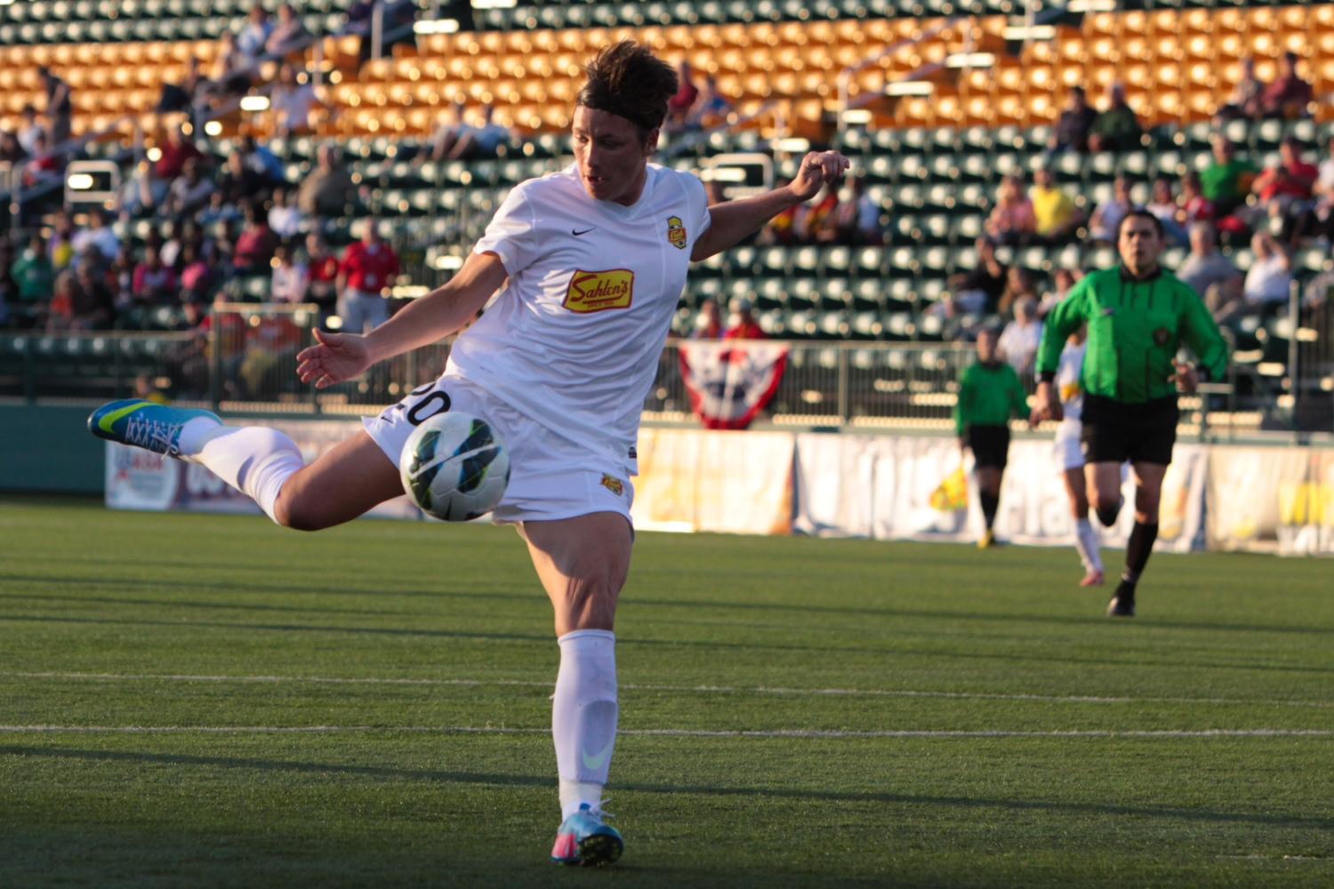 Wambach ends drought, lifts Flash past Sky Blue – Equalizer Soccer