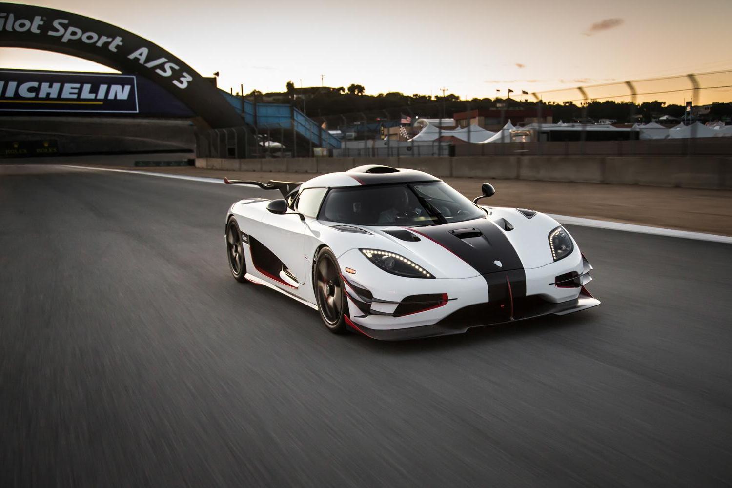 KOENIGSEGG LOGO WALLPAPER HD