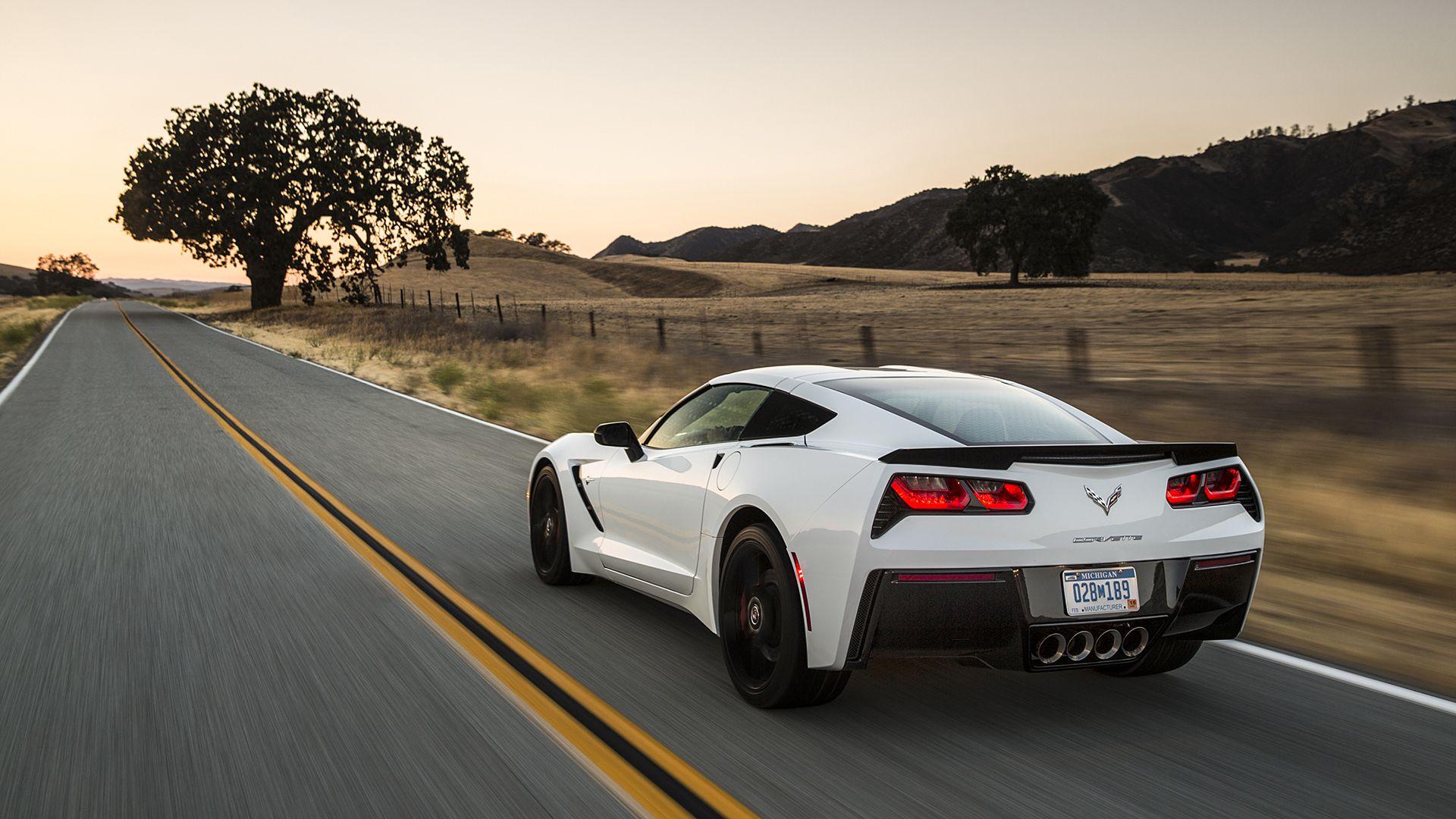 2014 Chevrolet Corvette C7 Stingray Wallpapers & HD Image