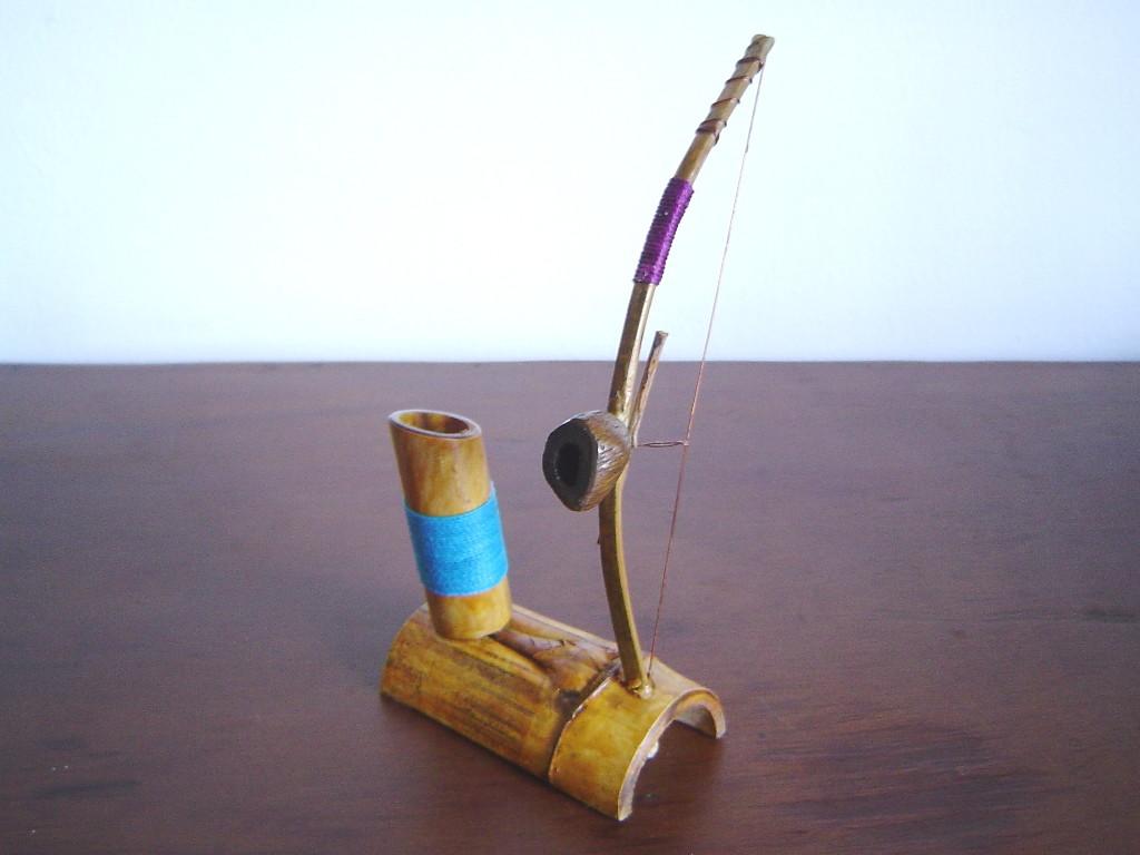 Porta Caneta Berimbau no Elo7