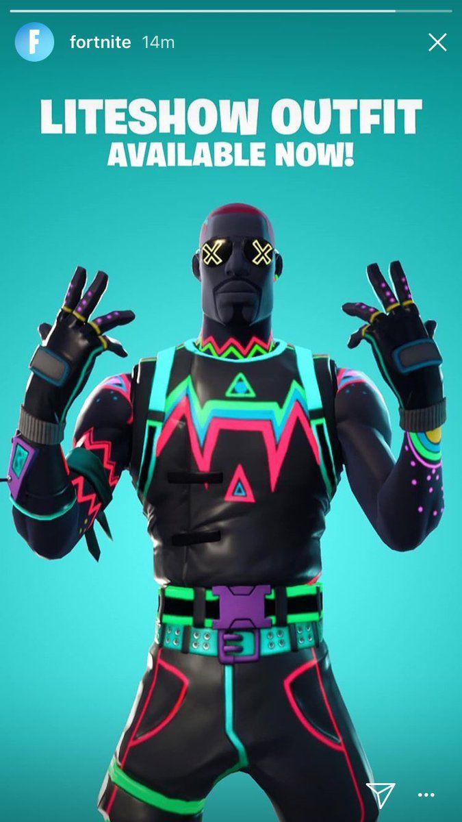 Fortnite on Twitter: Glow away the competition! New Liteshow Outfit