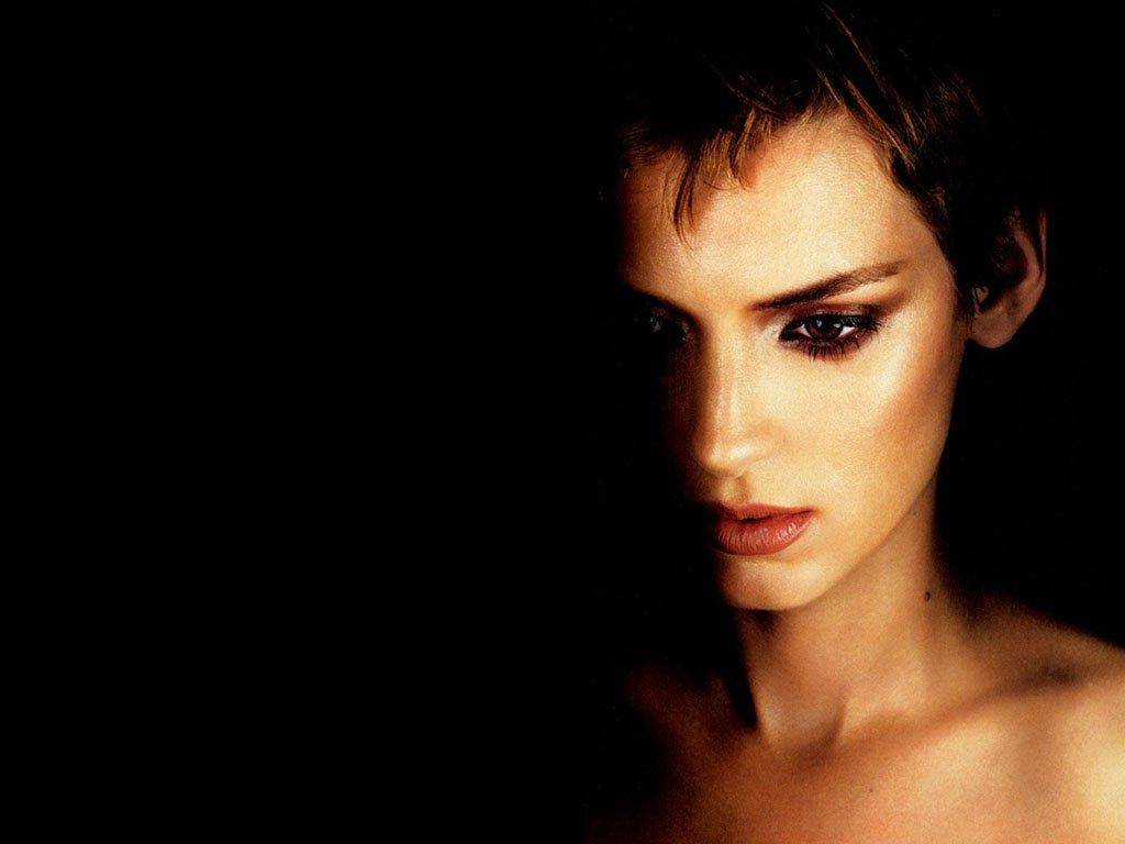 Winona Ryder Sexy Wallpapers Image