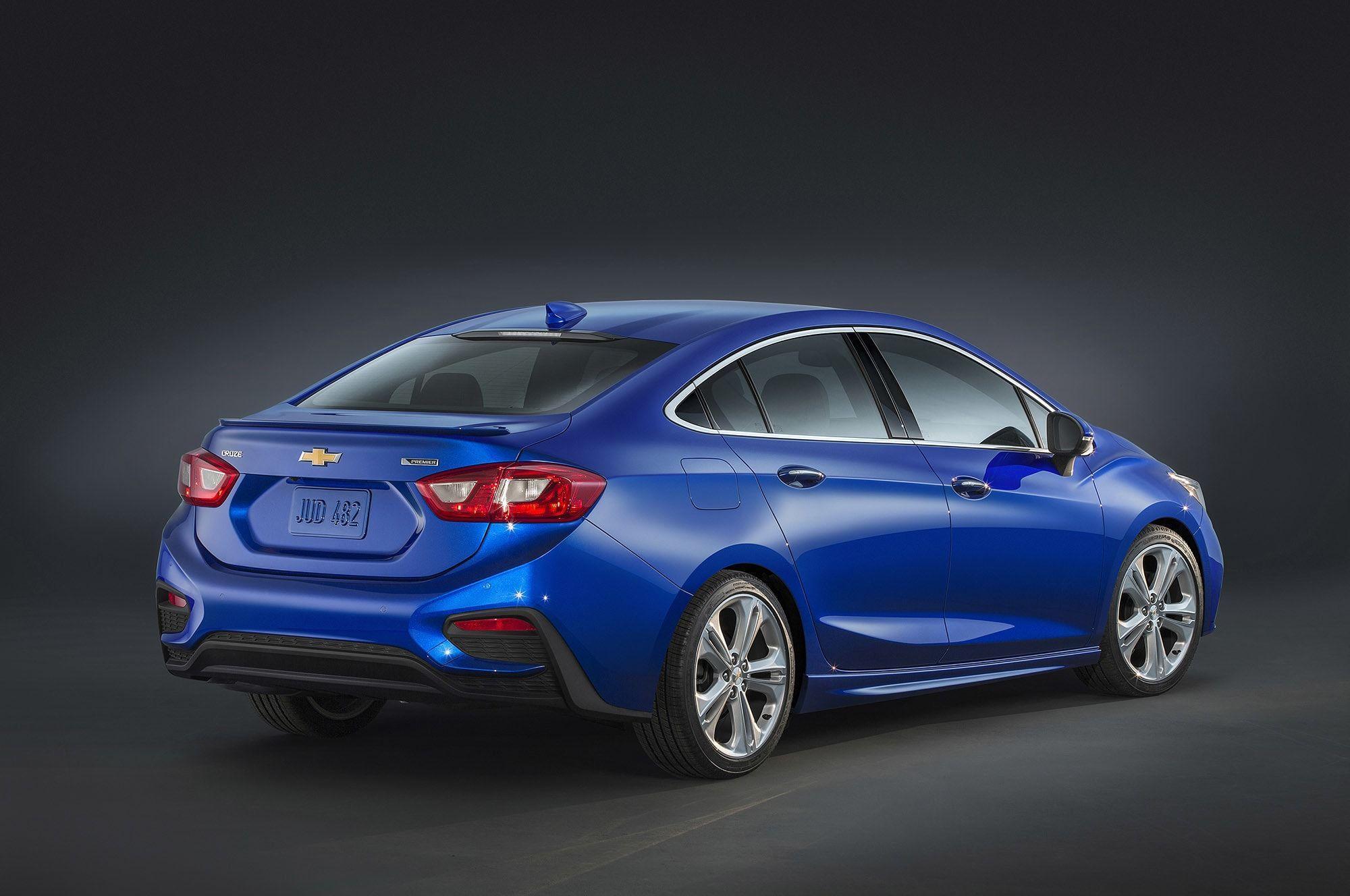 Chevrolet Cruze 2 HD Desktop Wallpapers