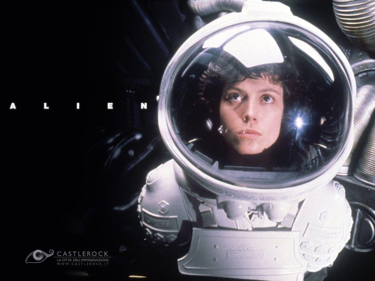 Sigourney Weaver in Alien Wallpapers