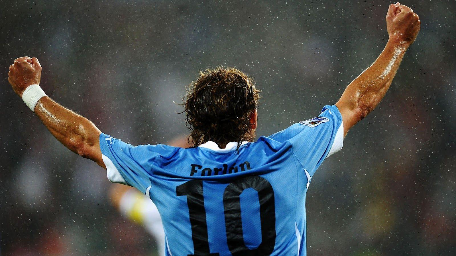 Diego Forlan 10 Uruguay Wallpapers