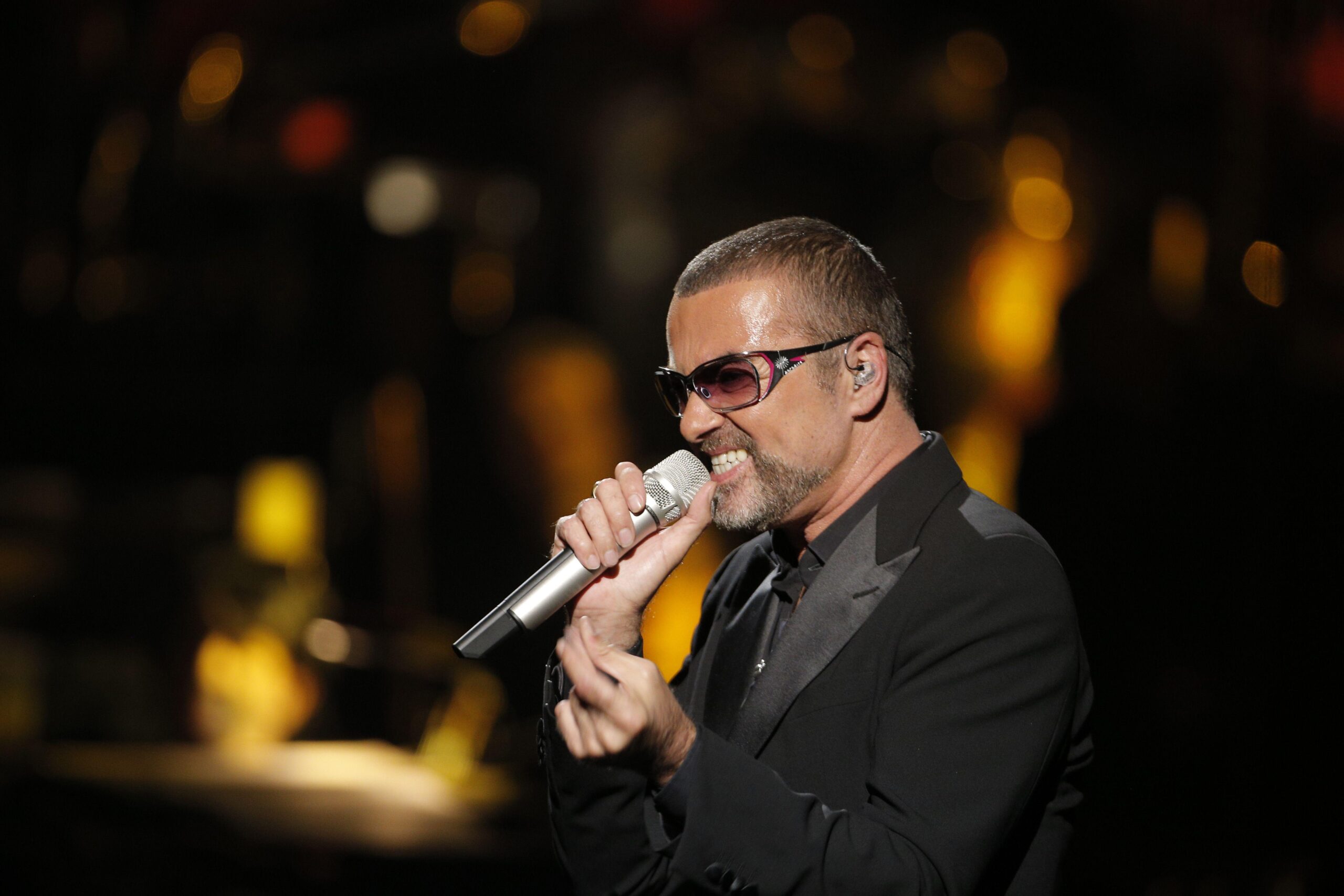 George Michael Wallpapers Image Photos Pictures Backgrounds