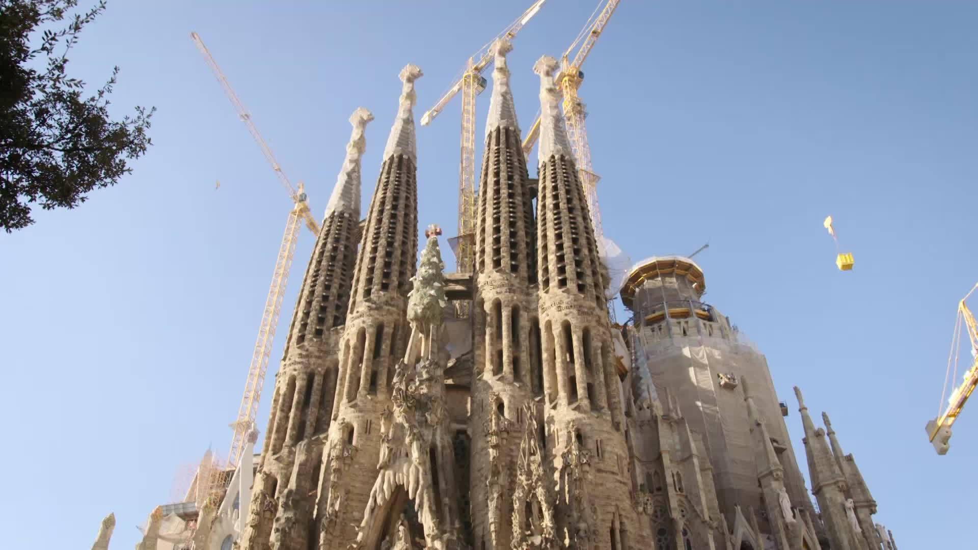 Sagrada Familia church granted Barcelona permit 136 years late